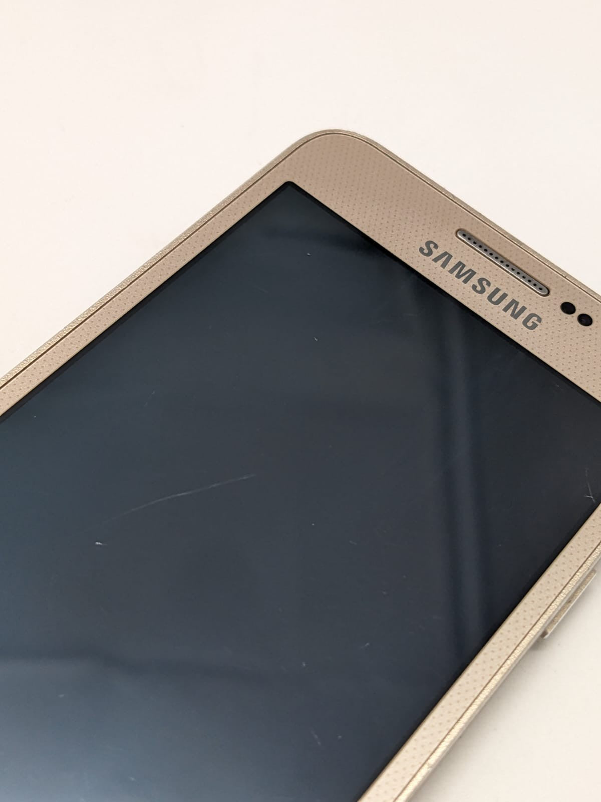 Samsung Galaxy A3 SM-A300FU Gold Smartphone | OHNE SIMLOCK