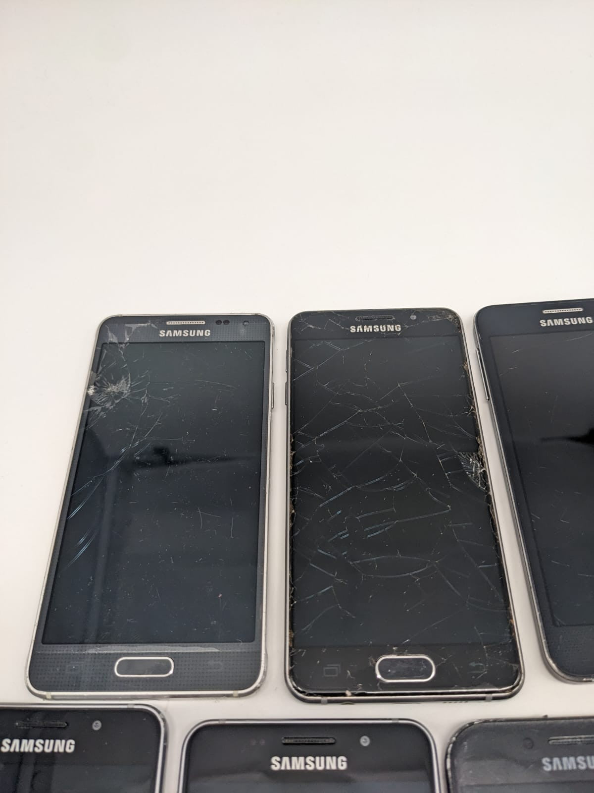 9x Samsung Galaxy A3 Teilespender Ersatzteile Konvolut Sammlung