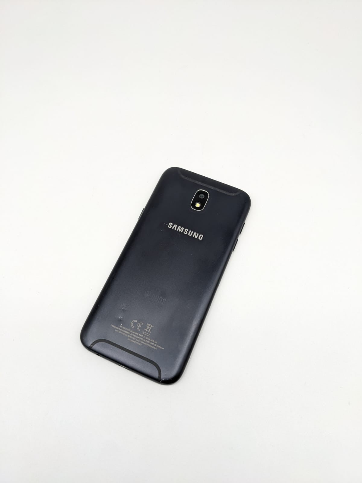 Samsung Galaxy J5 2017 SM-J530F/DS Schwarz Smartphone | OHNE SIMLOCK