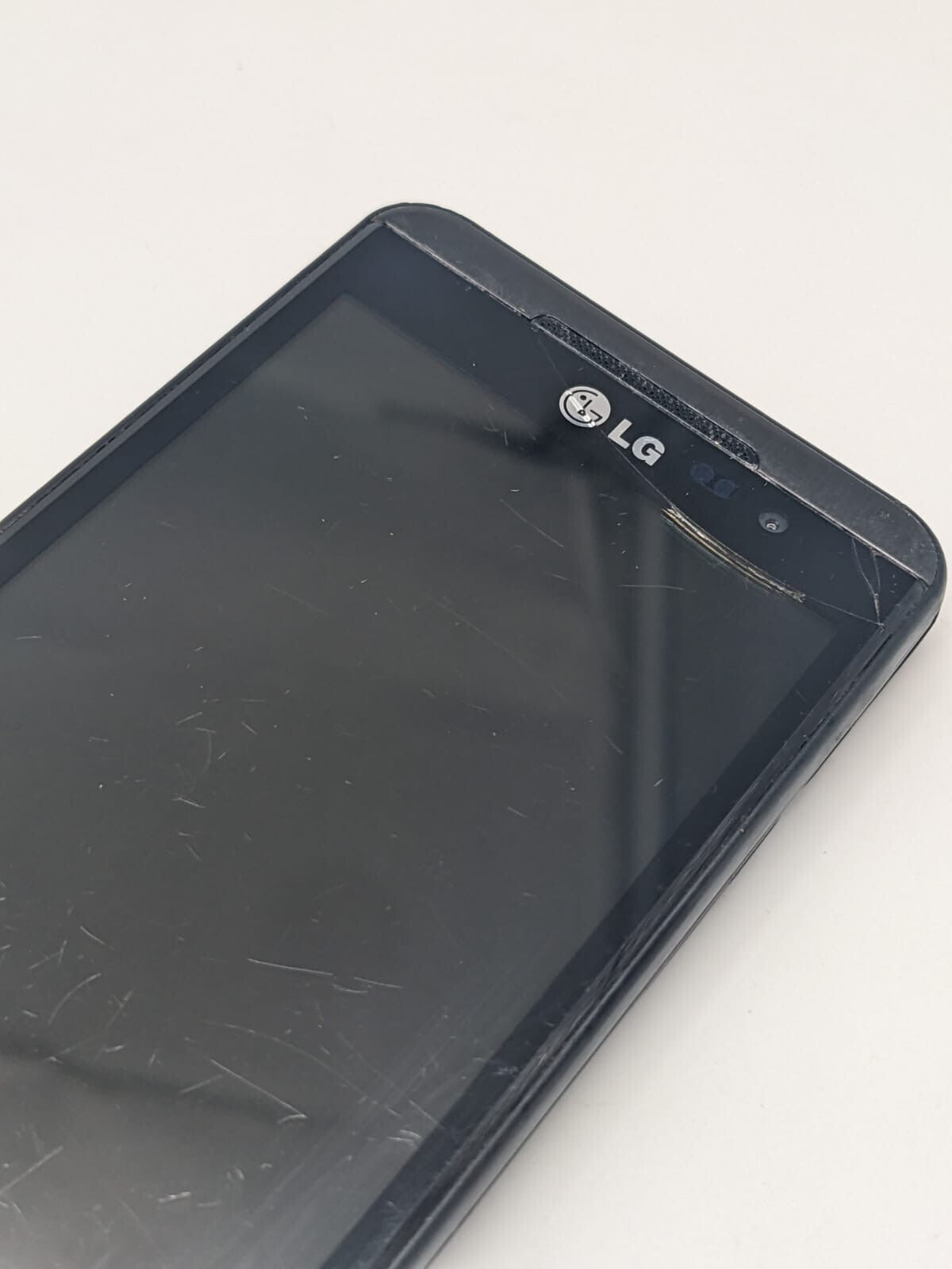 LG Optimus 3D P920 SmartphoneTeilespender Ersatzteile | SIMSLOT DEFEKT
