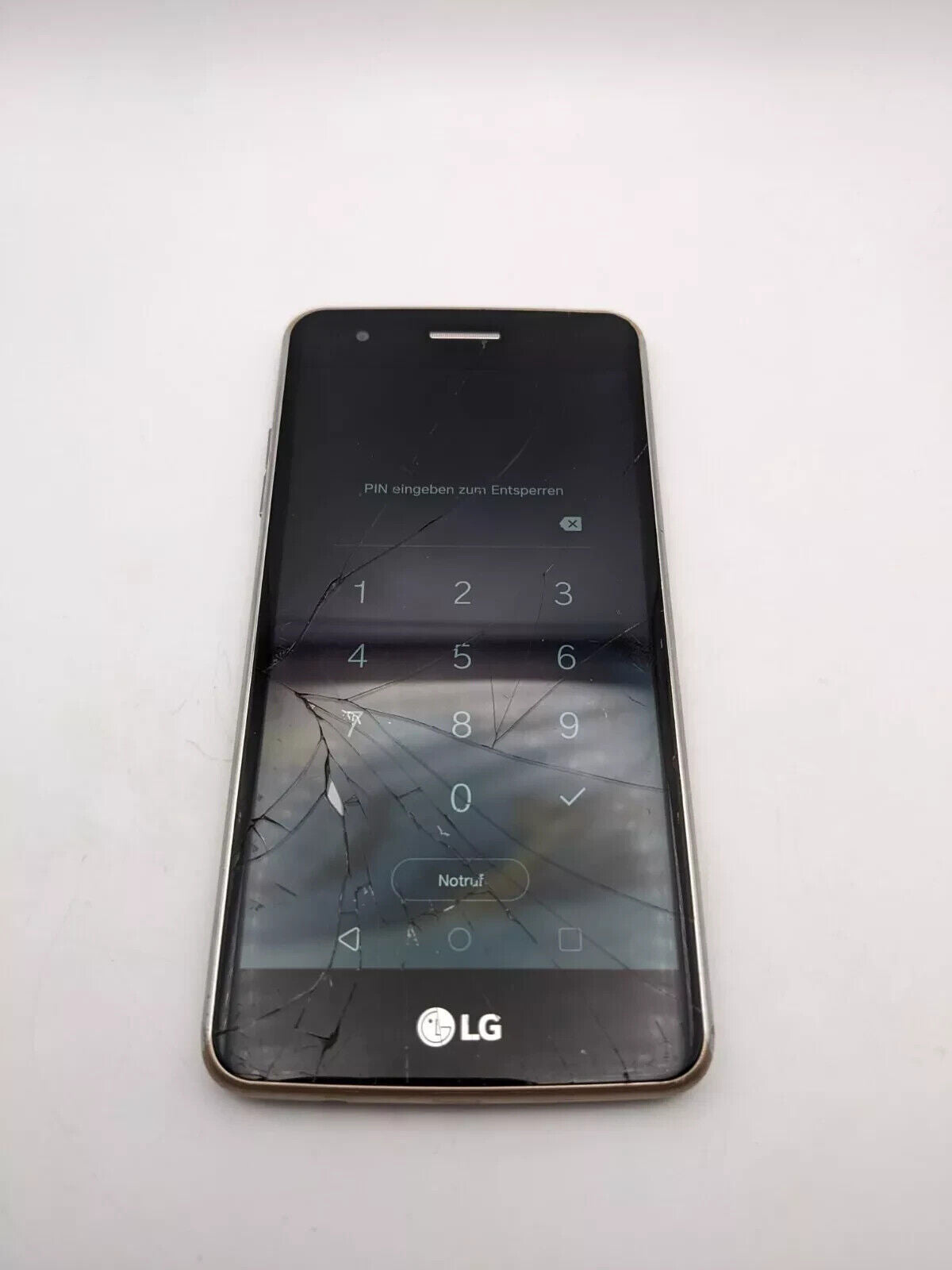 LG K8 2017 Gold LG-M200N PIN-GESPERRT Smartphone