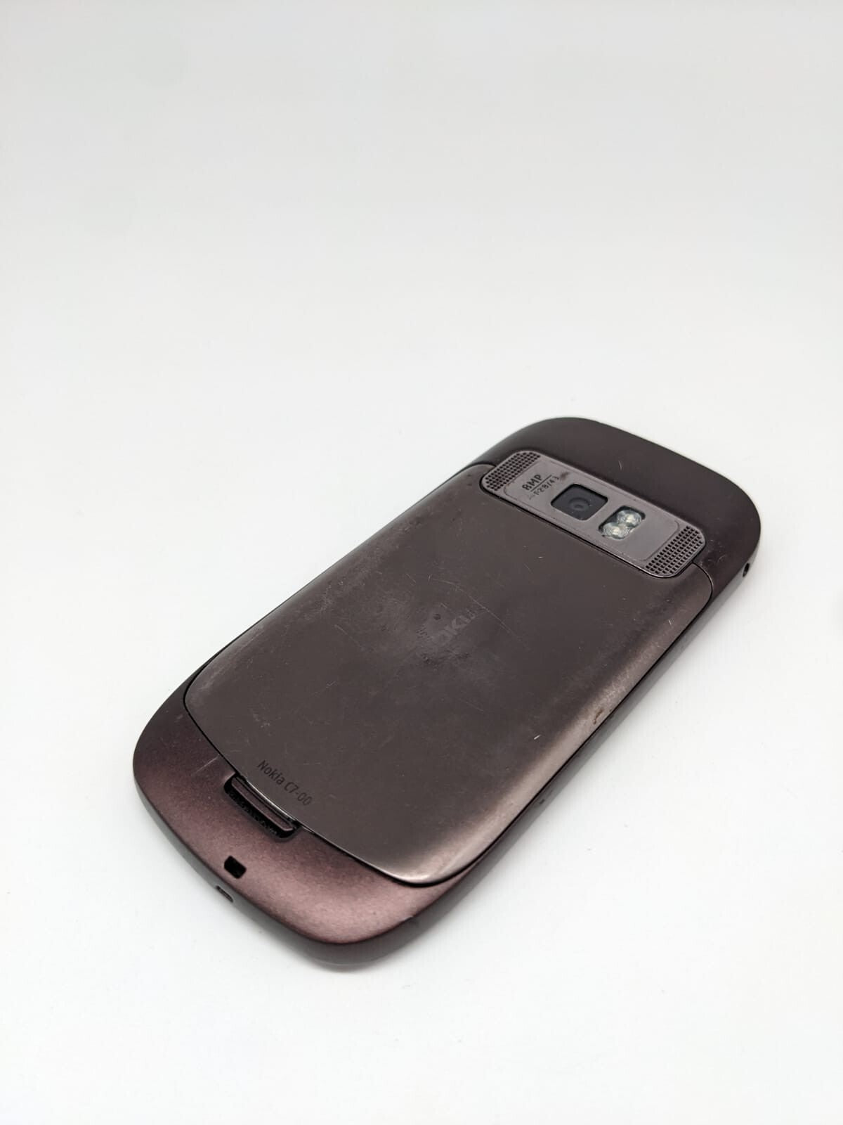 Nokia C7-00 Braun Smartphone | OHNE AKKU | OHNE SIMLOCK