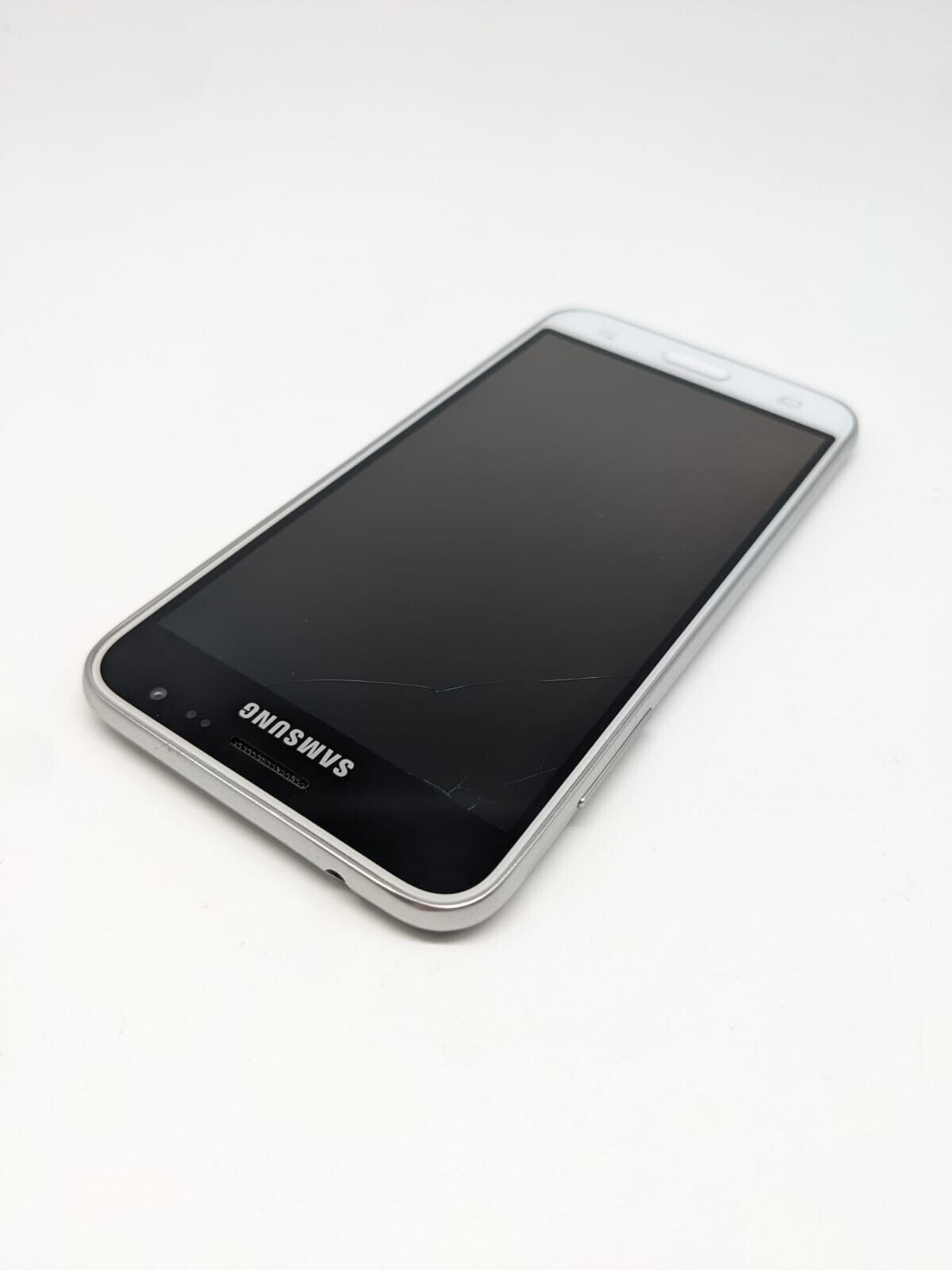 Samsung Galaxy J3 2016 SM-J320F/DS 8GB Dual Sim Weiß | DEFEKT