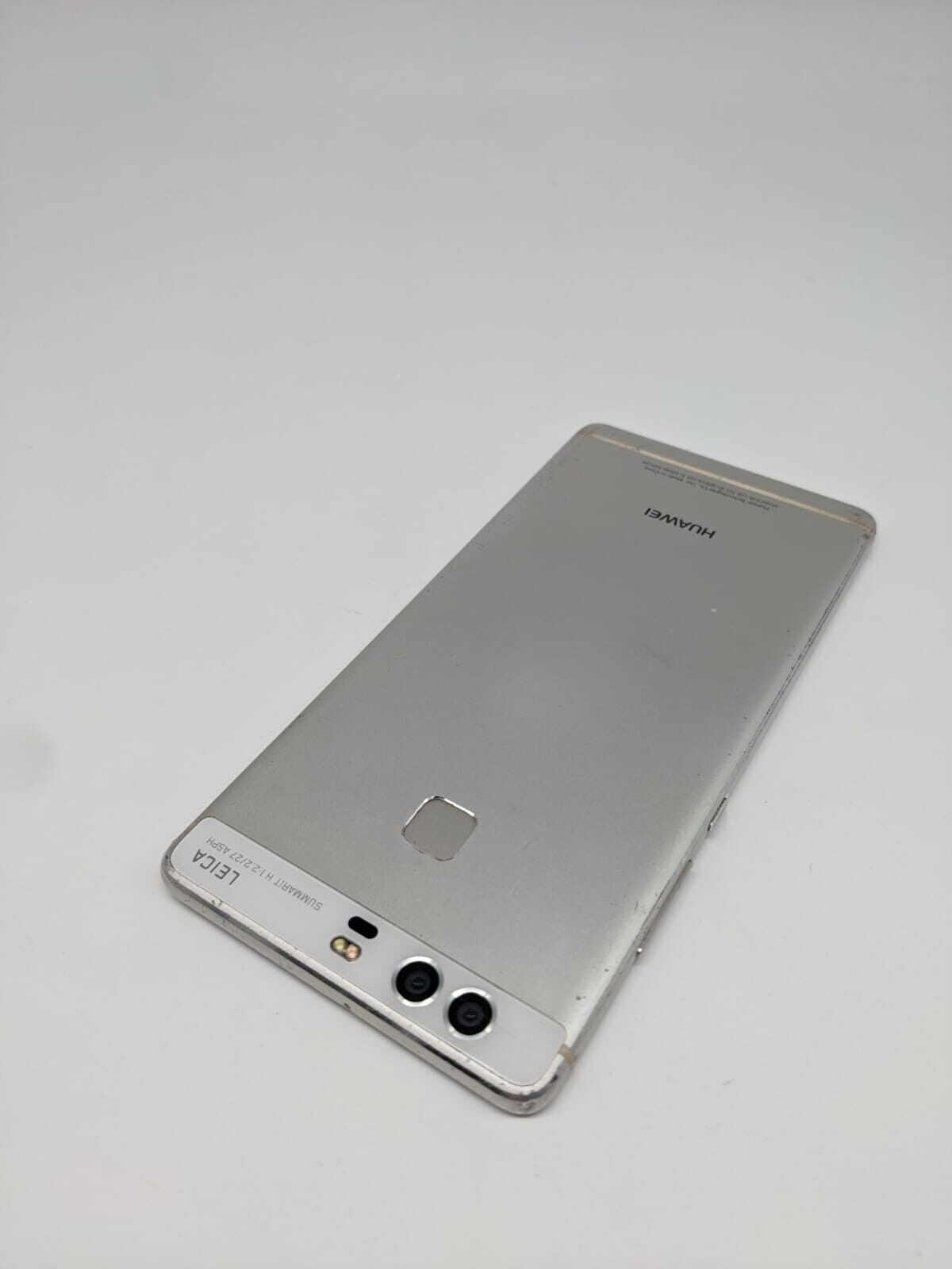 Huawei P9 EVA-L09 32GB Weiß Teilespender Ersatzteile Bastler | DEFEKT