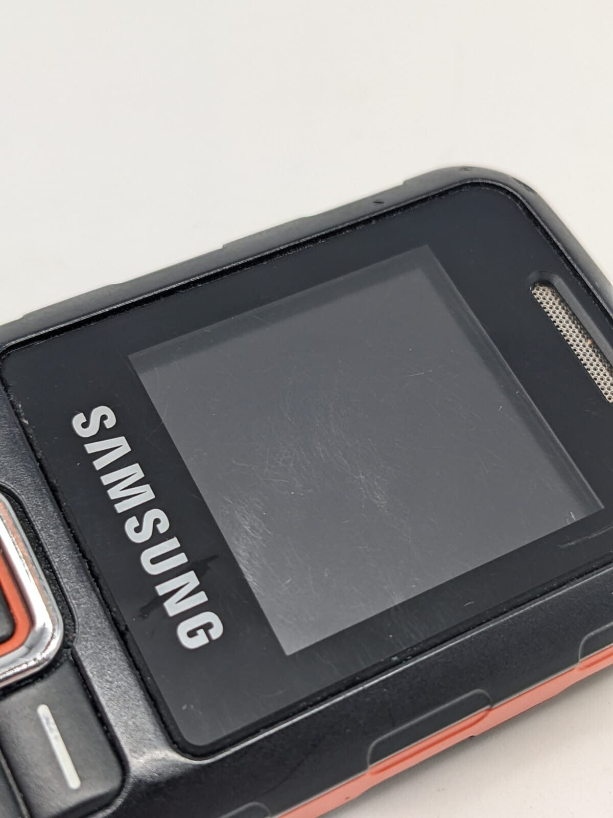 Samsung GT-E1130B Schwarz Orange Handy | OHNE SIMLOCK