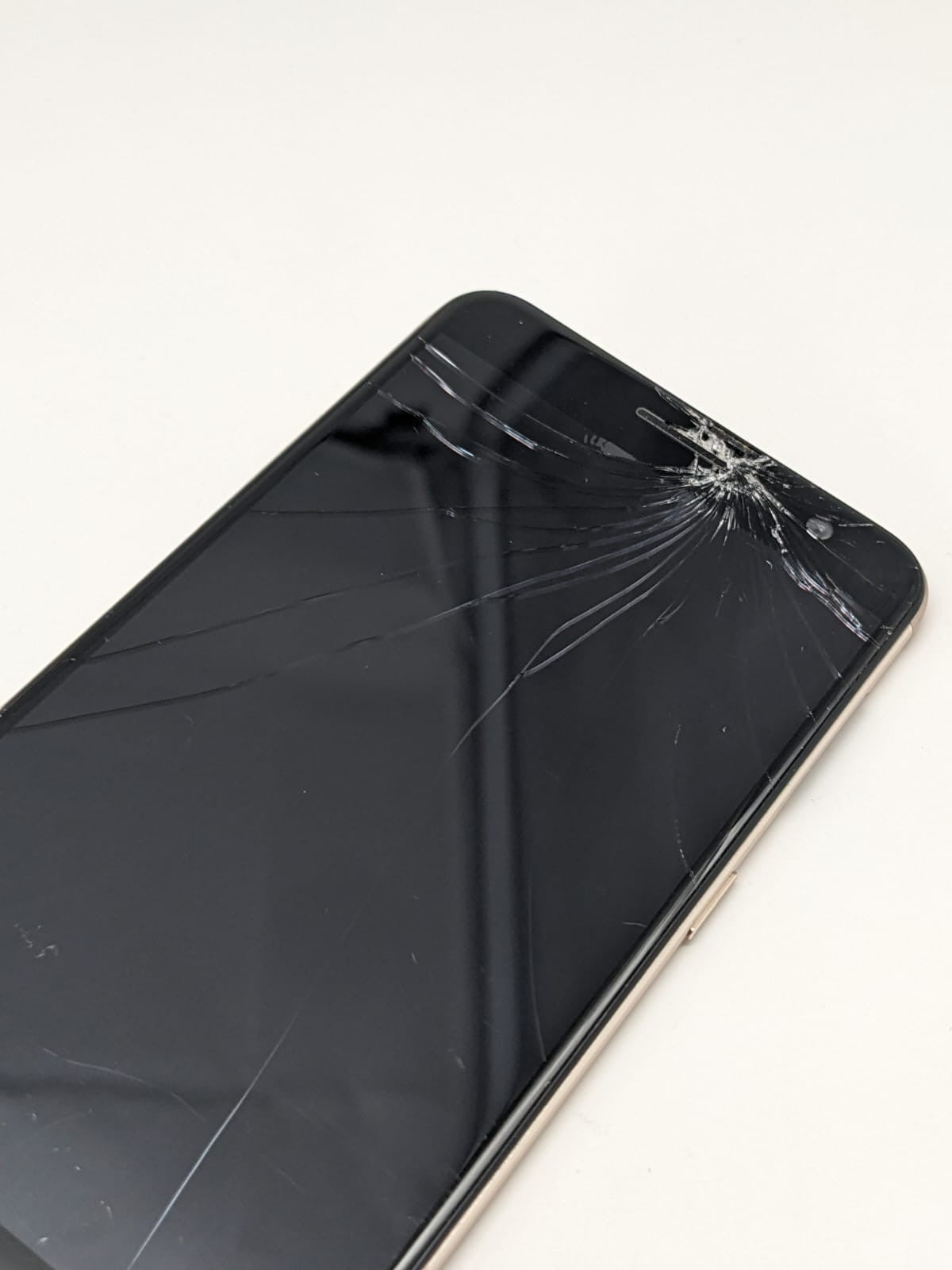 ZTE Blade V7 Silber Smartphone Teilespender | DISPLAYSCHADEN