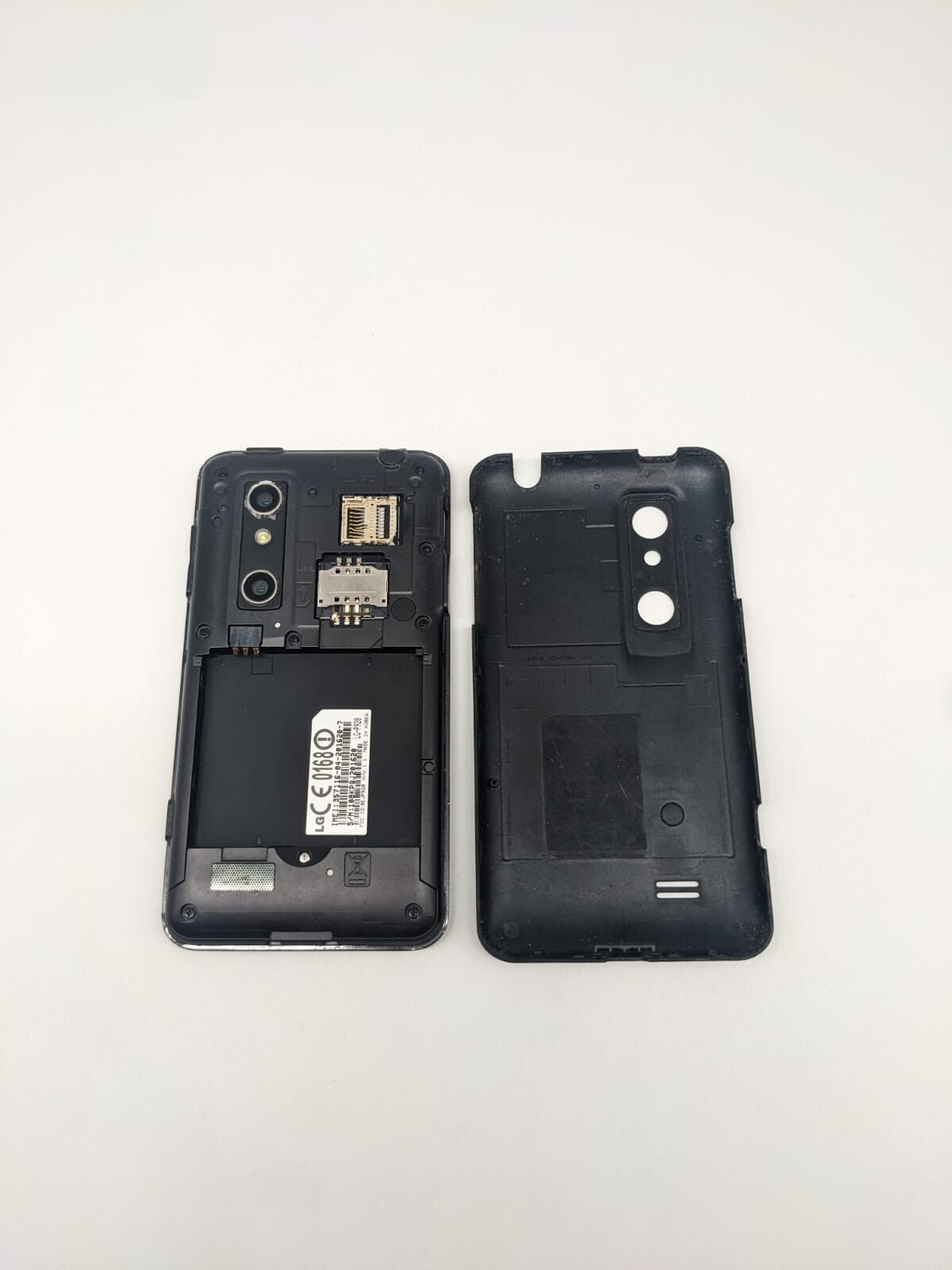 LG Optimus 3D P920 SmartphoneTeilespender Ersatzteile | SIMSLOT DEFEKT