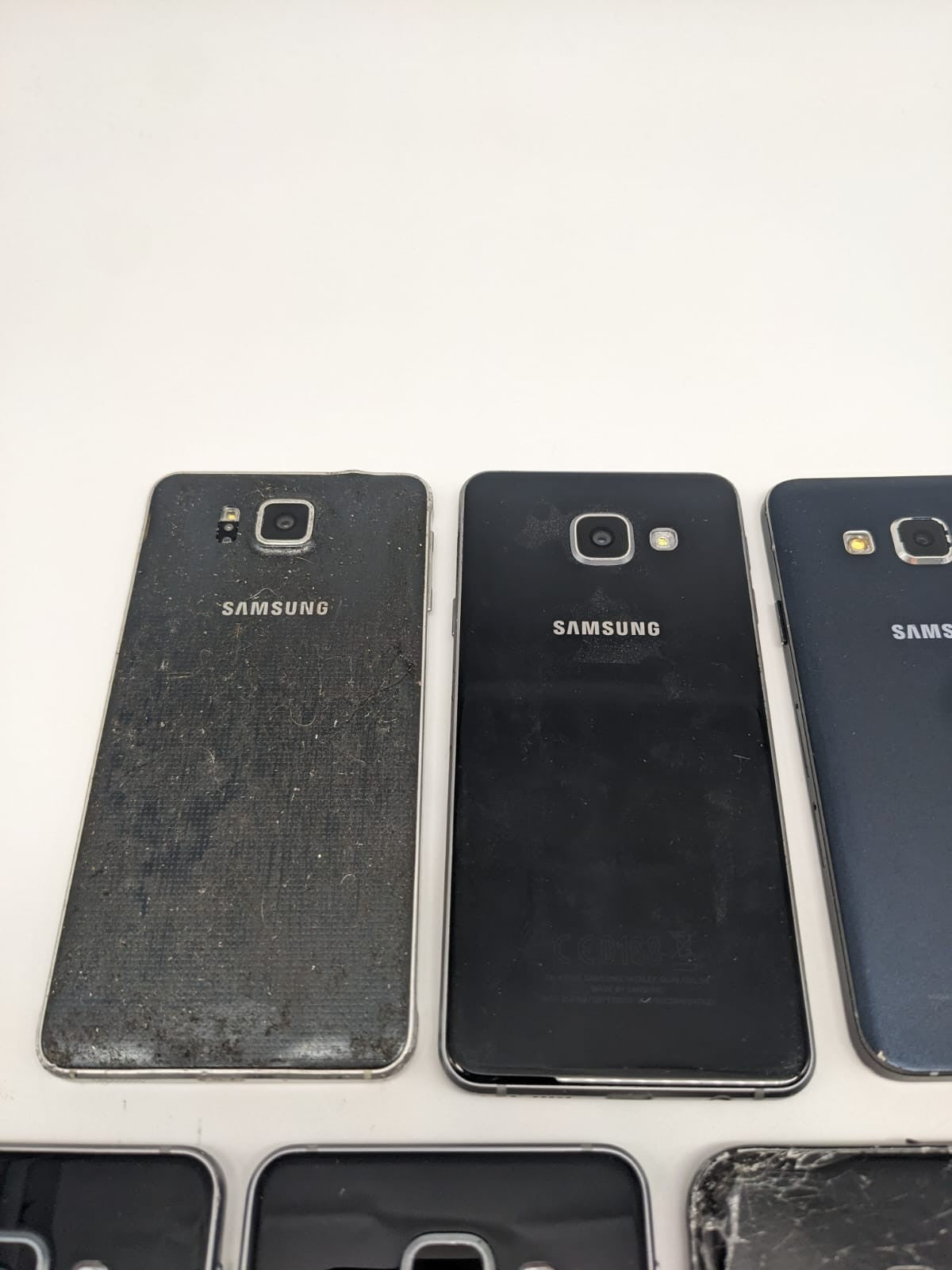 9x Samsung Galaxy A3 Teilespender Ersatzteile Konvolut Sammlung