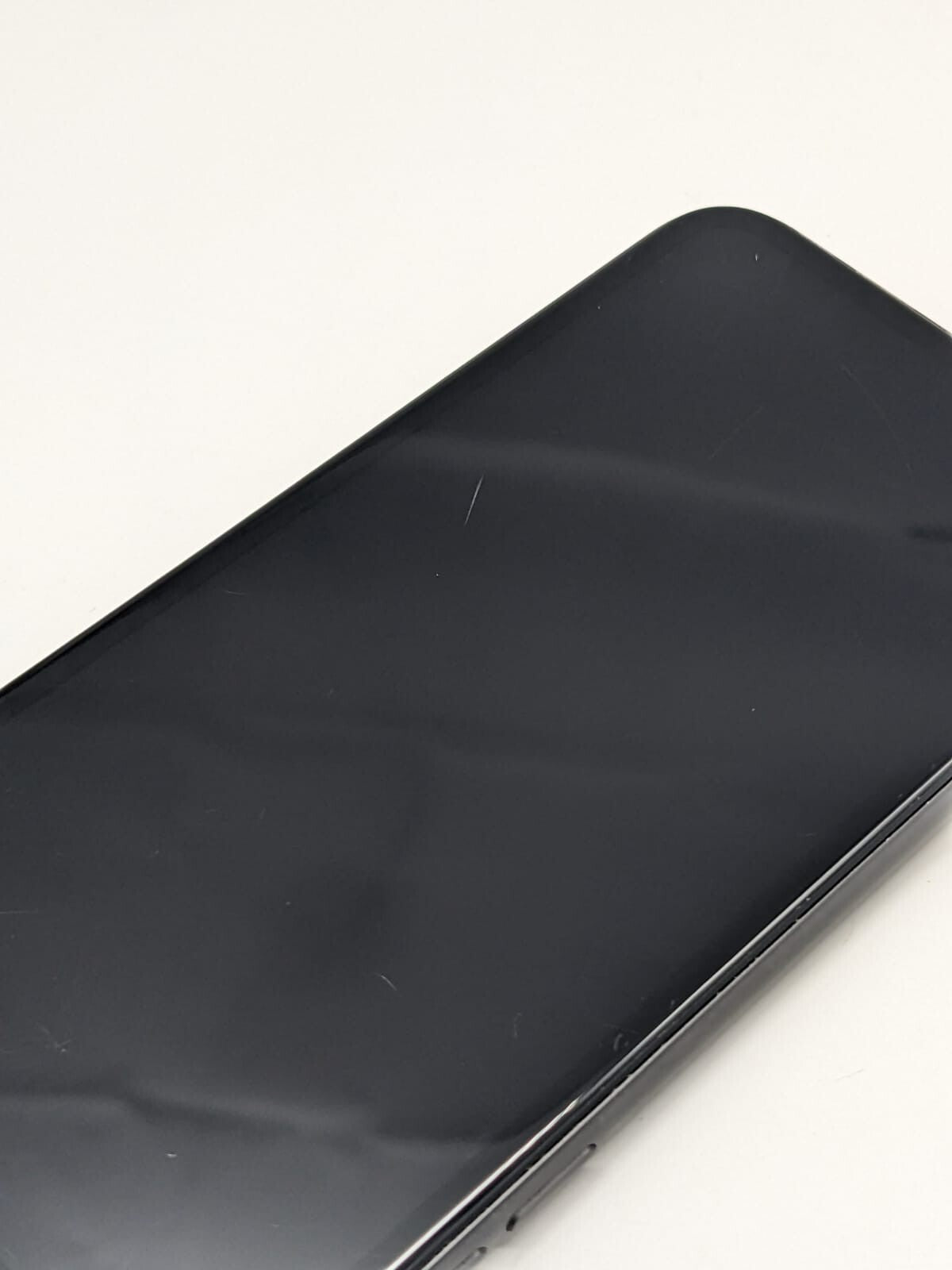 Apple Iphone 11 A2221 Schwarz Ersatzteile Teilespender | DEFEKT