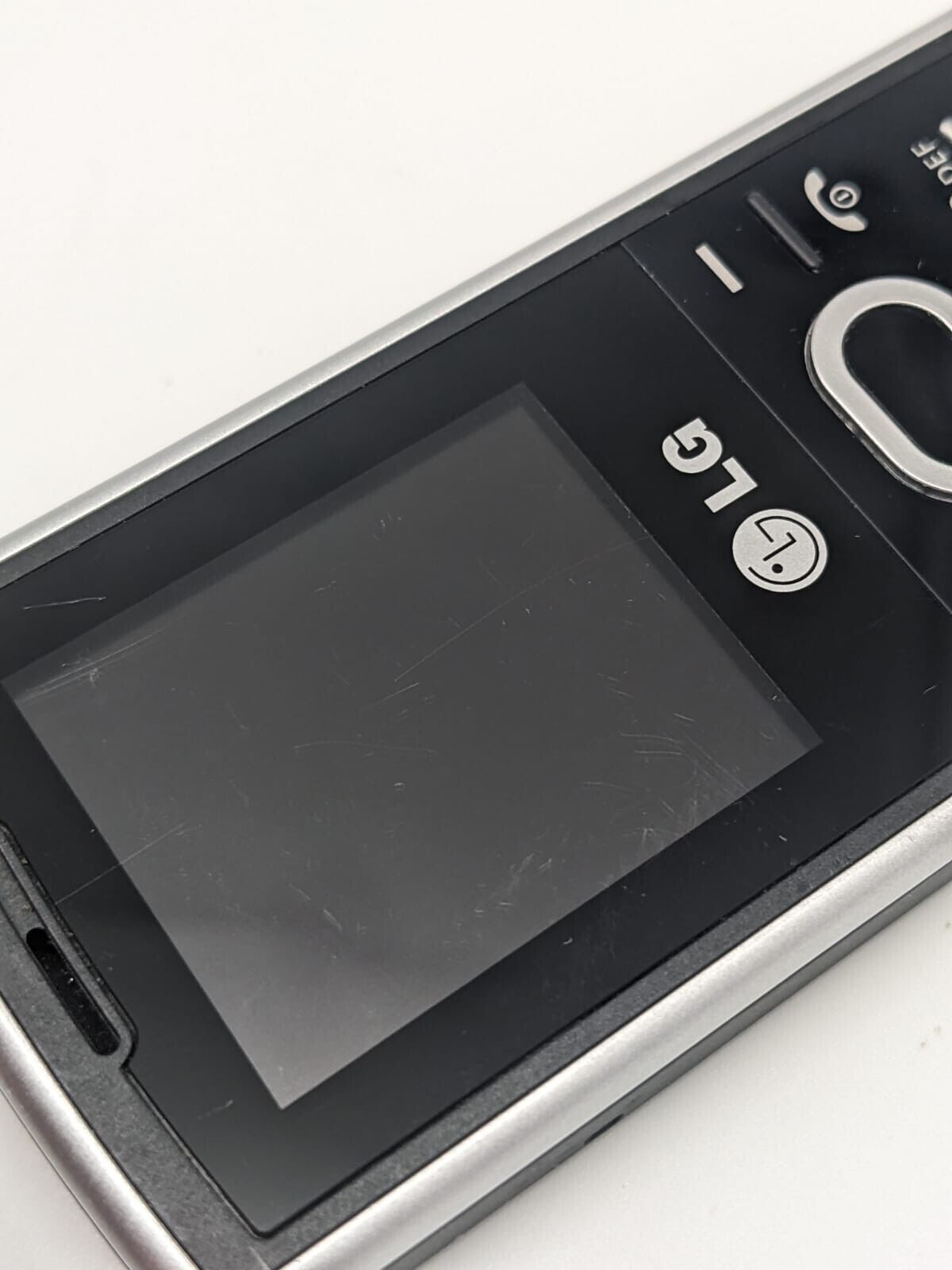 LG A140 Schwarz Tastenhandy | OHNE AKKU | OHNE SIMLOCK