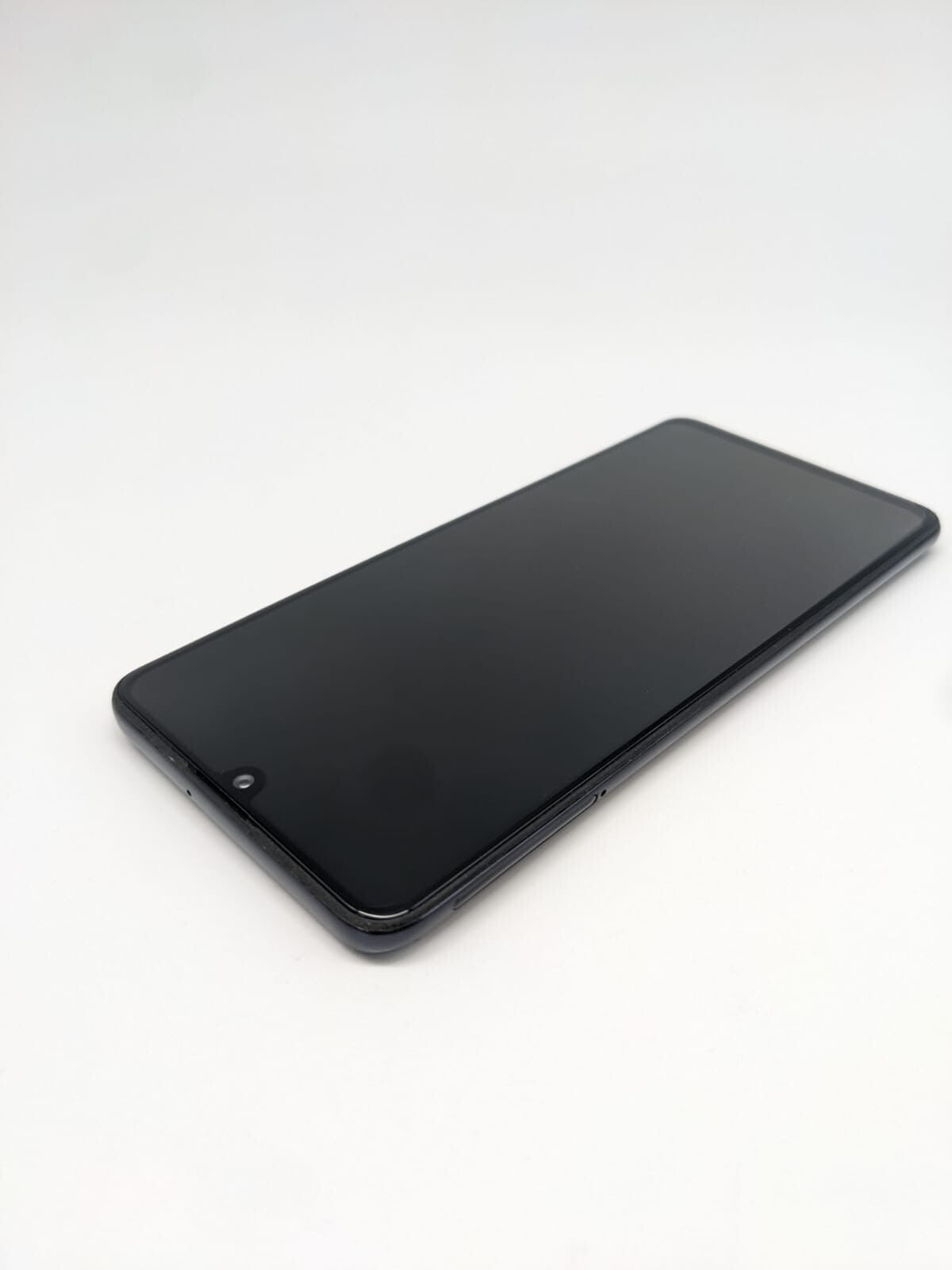 Samsung Galaxy A41 SM-A415F Schwarz Teilespender | LÄDT/STARTET NICHT