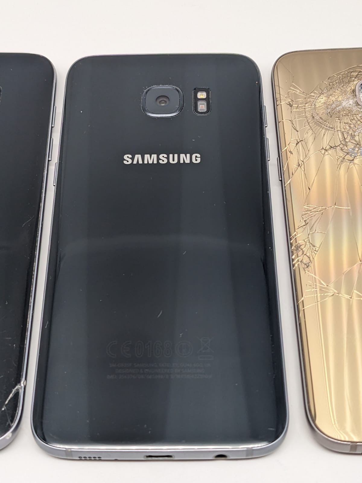 3x Samsung Galaxy S7 Edge SM-G935F Teilespender Ersatzteile | DEFEKT