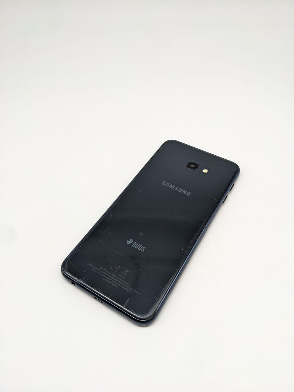Samsung Galaxy J4 Plus SM-J415FN/DS Schwarz | DISPLAYSCHADEN