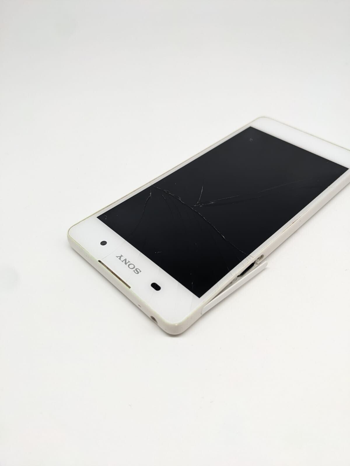 Sony Xperia E5 Weiß F3311 Smartphone Teilespender Ersatzteile Bastler