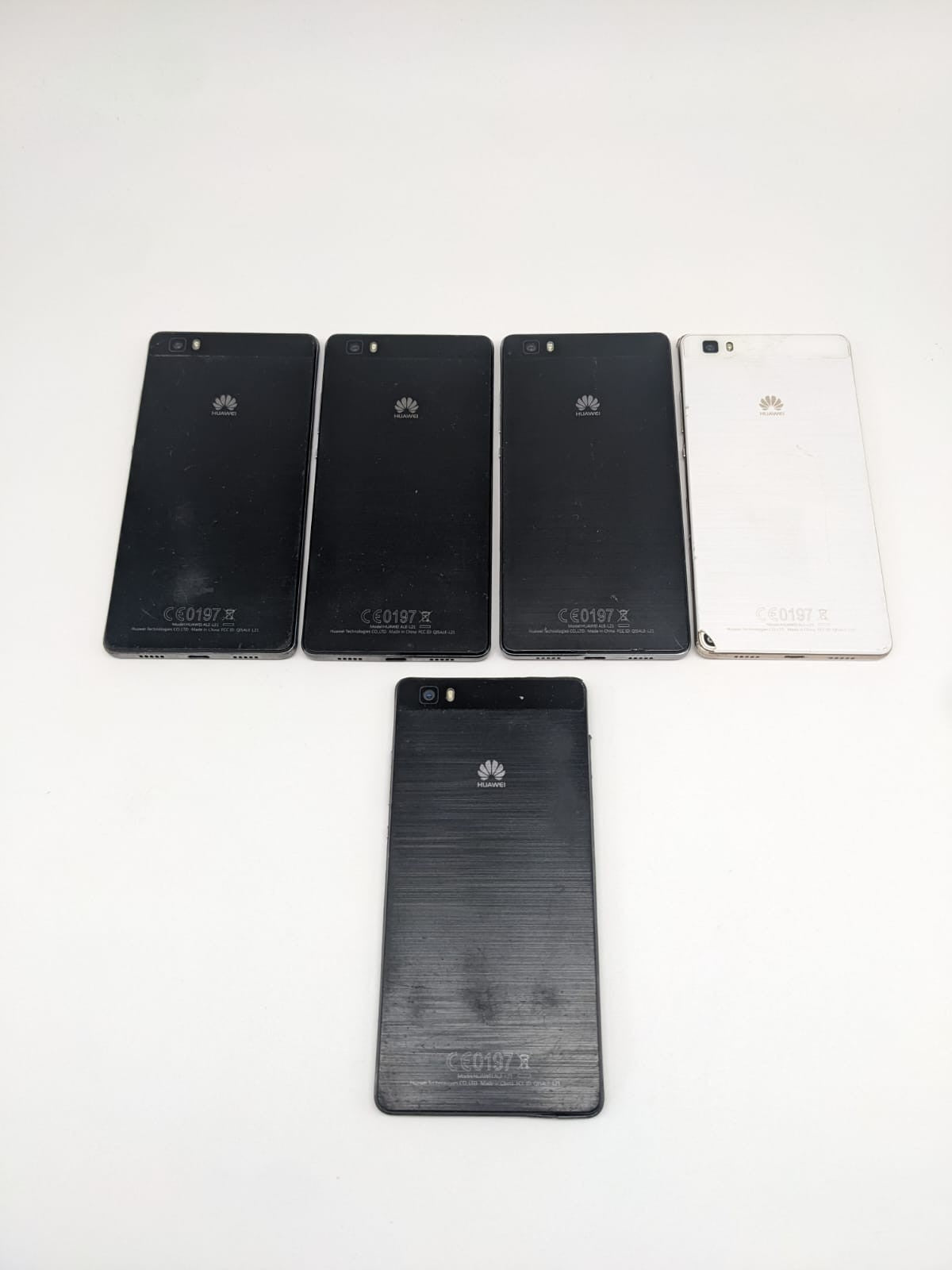 5x Huawei P8 Lite ALE-L21 Smartphone Teilespender Ersatzteile Konvolut Sammlung
