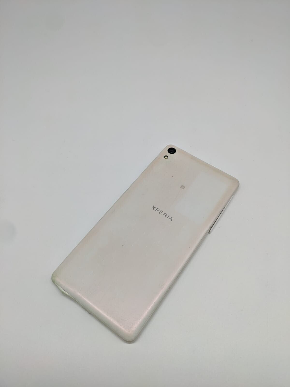 Sony Xperia E5 Weiß F3311 Smartphone Teilespender Ersatzteile Bastler
