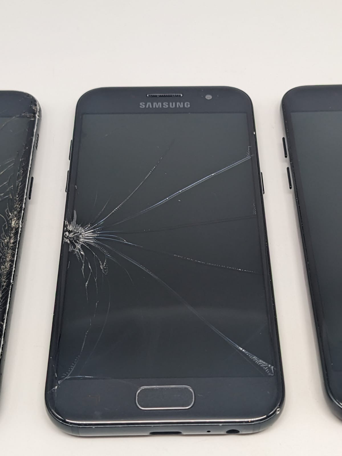 3x Samsung Galaxy A3 2017 SM-A320FL Konvolut Sammlung Posten | DEFEKT