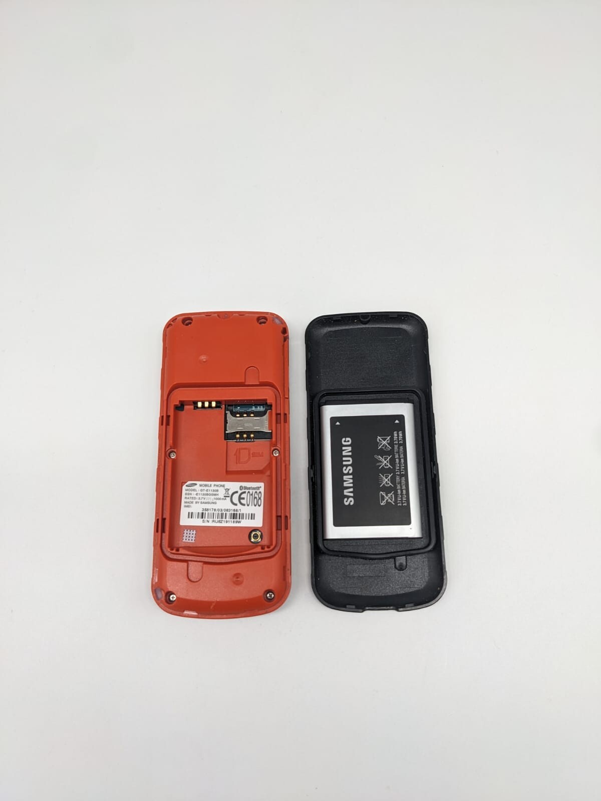 Samsung GT-E1130B Schwarz Orange Handy | OHNE SIMLOCK