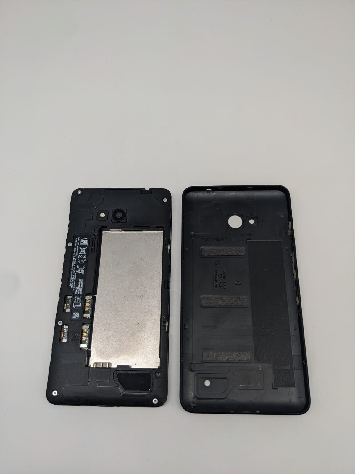 Microsoft Lumia 640 Dual-SIM Smartphone Schwarz | OHNE AKKU | OHNE SIMLOCK