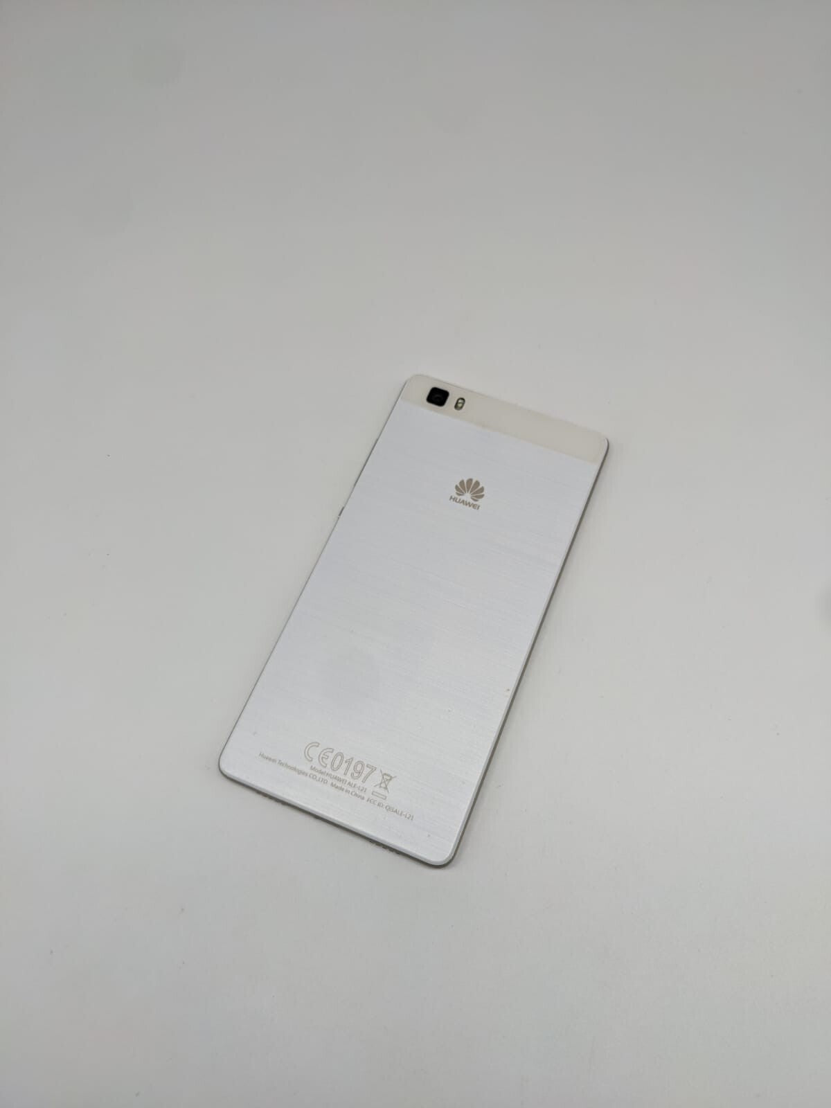 Huawei P8 Lite 16GB Weiß Smartphone | OHNE SIMLOCK