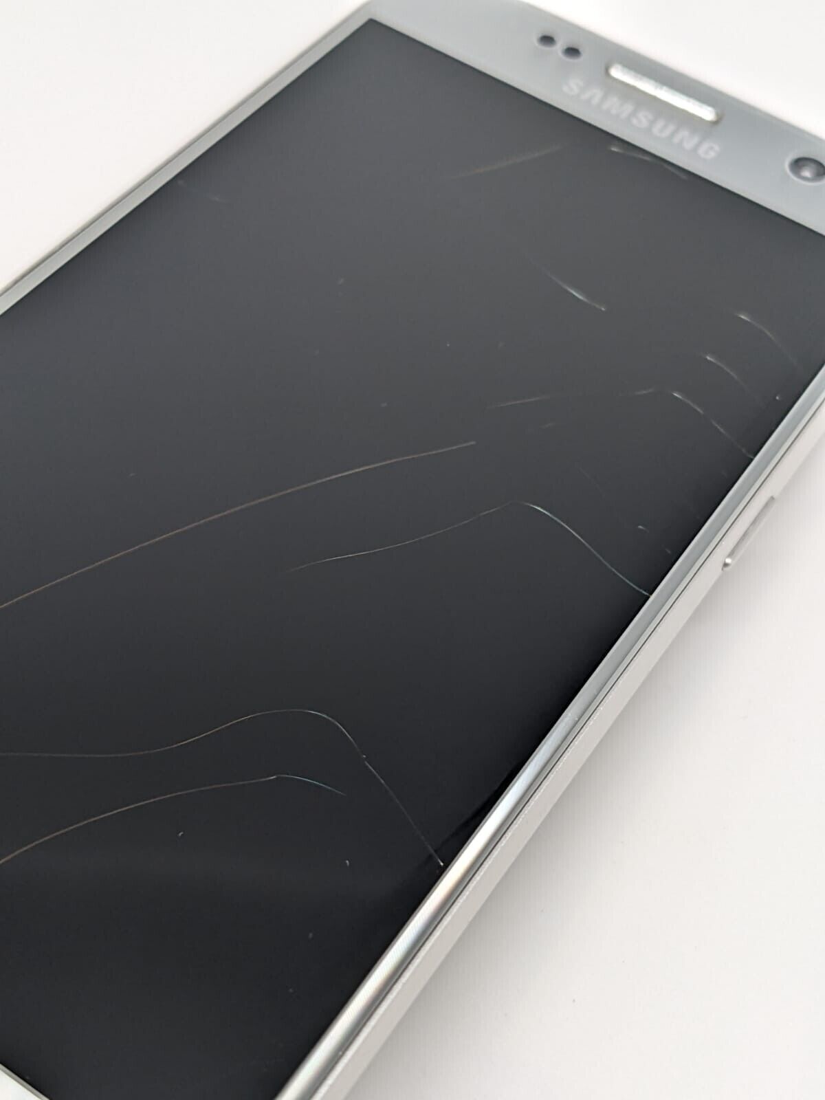 Samsung Galaxy S7 SM-G930F Smartphone Teilespender | LÄDT/STARTET NICHT