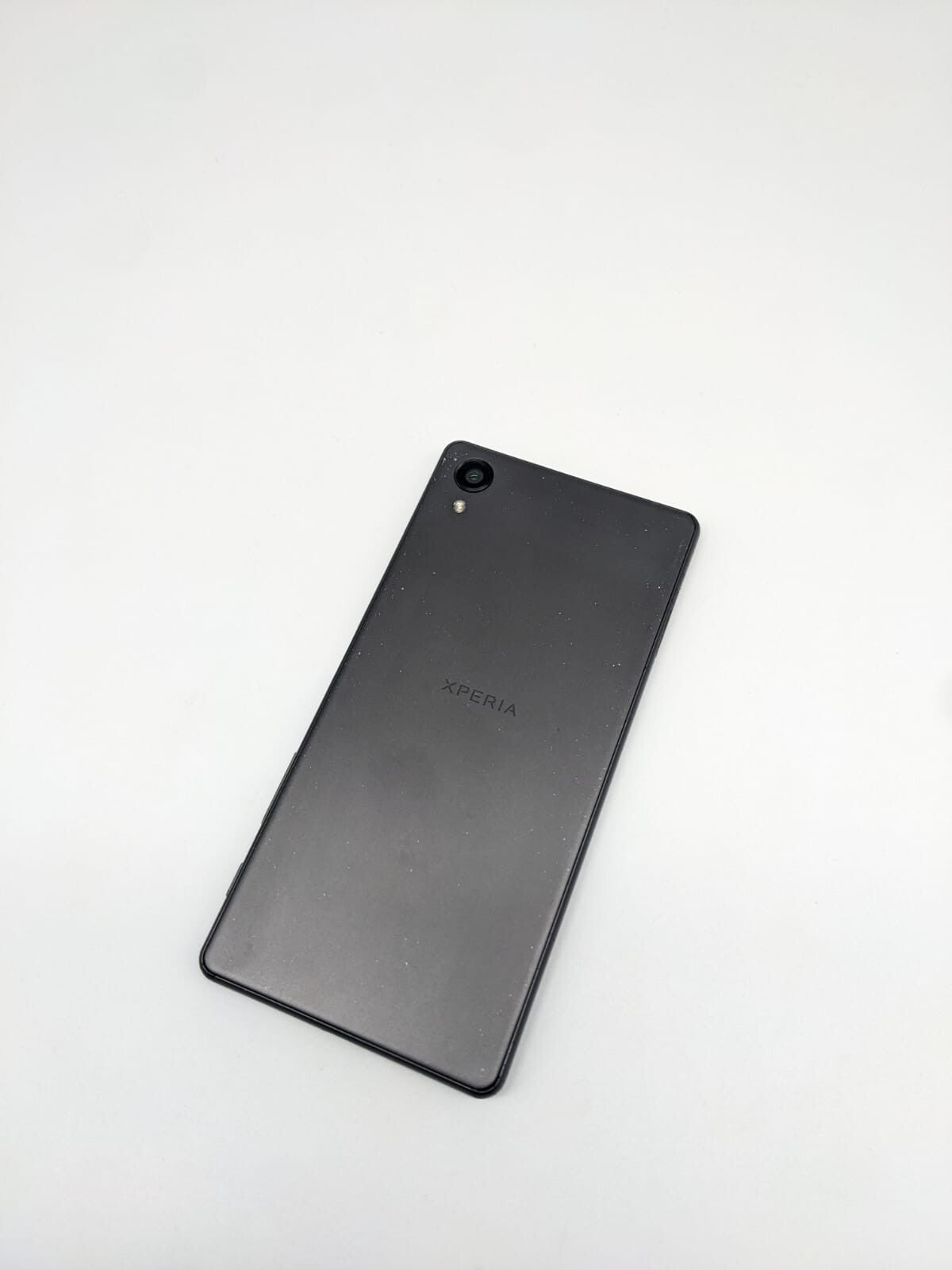 Sony Xperia X F5122 Schwarz Teilespender Ersatzteile Bastler | DEFEKT