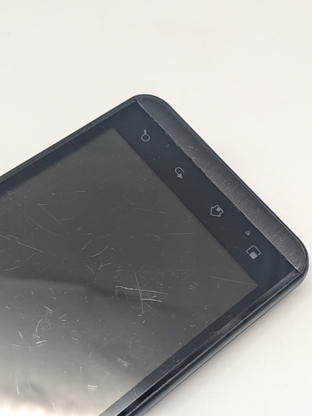 LG Optimus 3D P920 SmartphoneTeilespender Ersatzteile | SIMSLOT DEFEKT