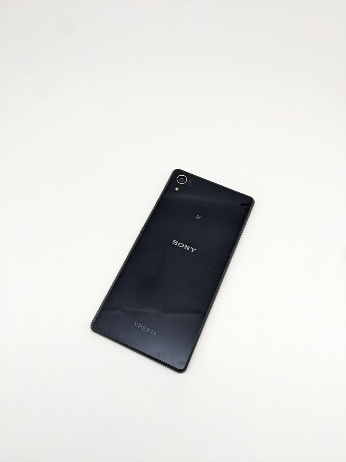 Sony Xperia Z2 D6503 Teilespender Ersatzteile | LÄDT/STARTET NICHT