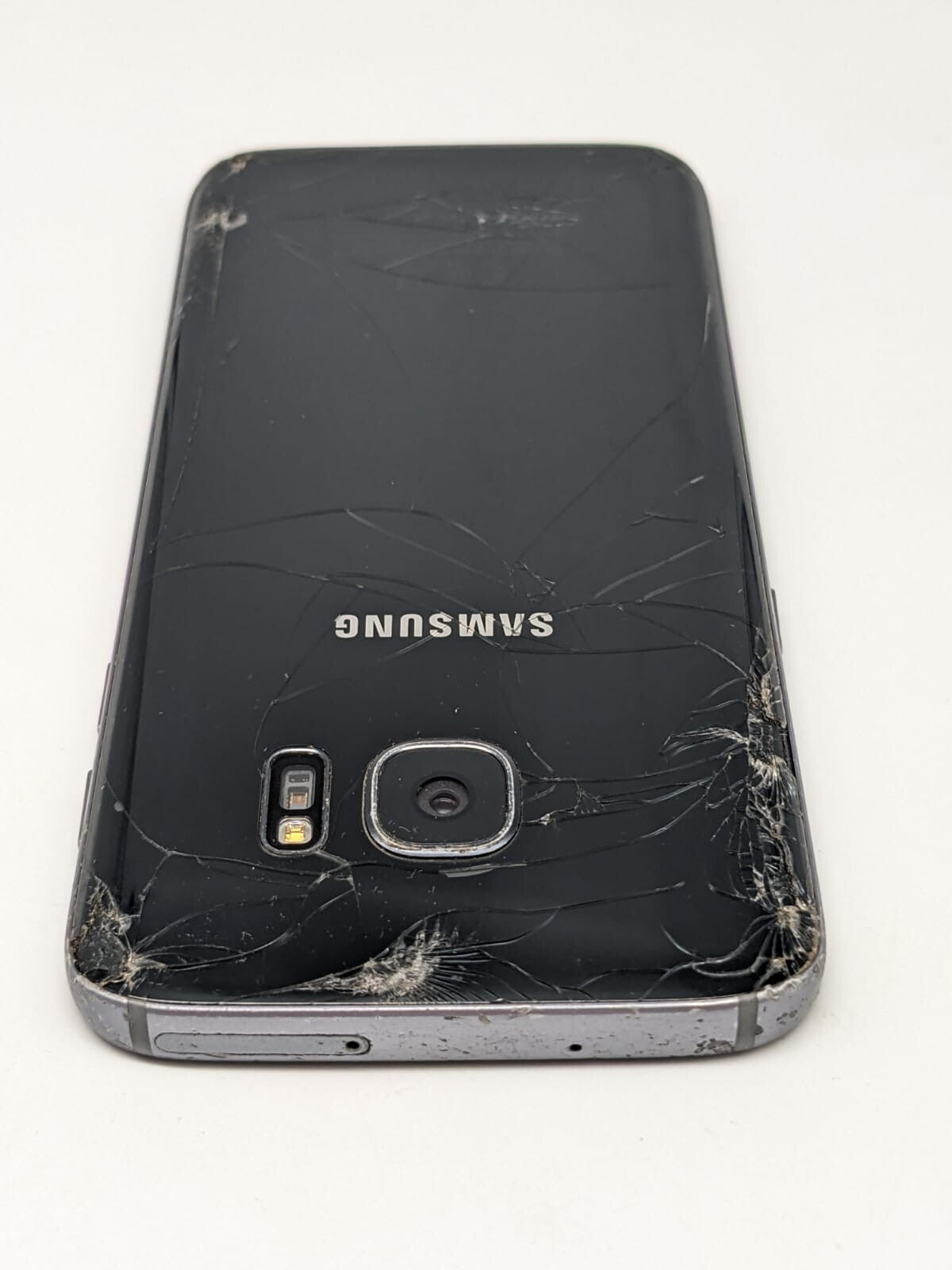 Samsung Galaxy S7 32GB Schwarz Smartphone SM-G930F | DISPLAYRISSE | OHNE SIMLOCK