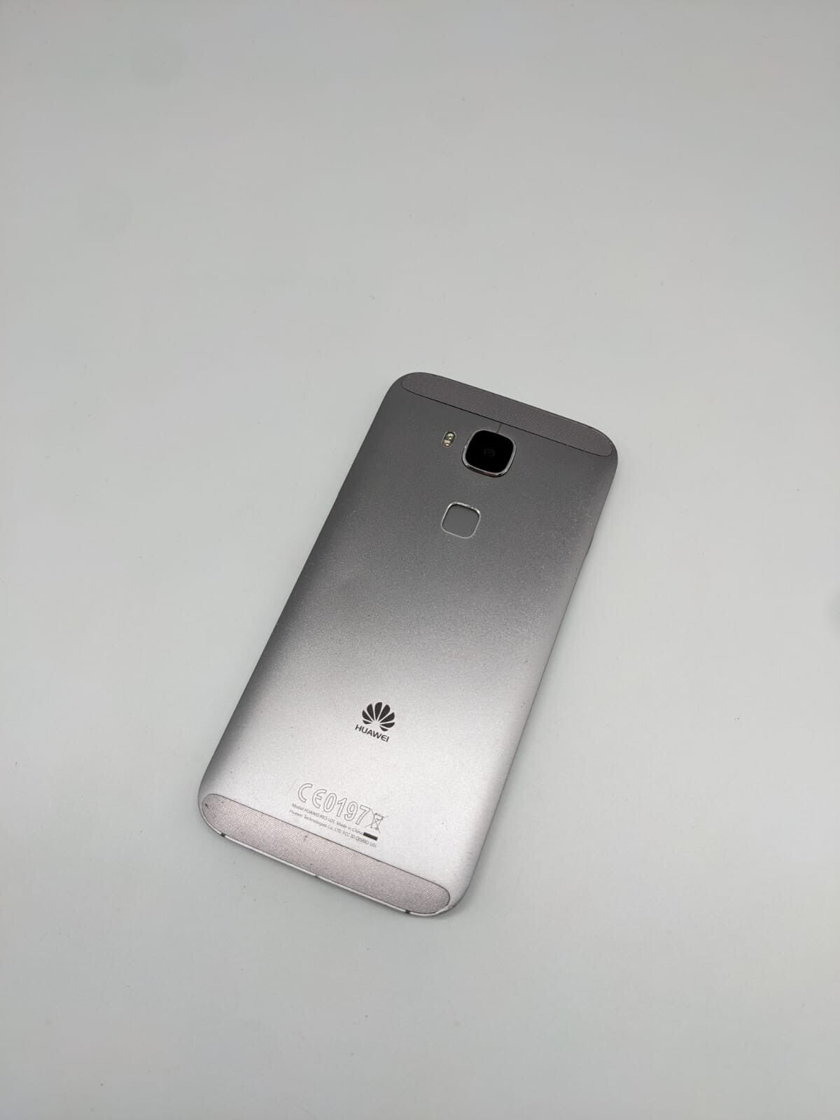 Huawei GX8 RIO‑L01 Smartphone Teilespender Ersatzteile | LÄDT/STARTET NICHT
