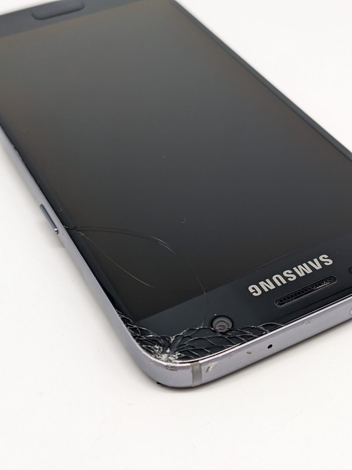 Samsung Galaxy S7 SM-G930F Schwarz Teilespender | OHNE AKKU | UNGETESTET.