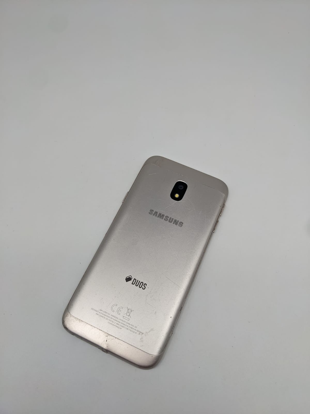 Samsung Galaxy J3 2017 SM-J330F/DS Gold Smartphone | UNGETESTET