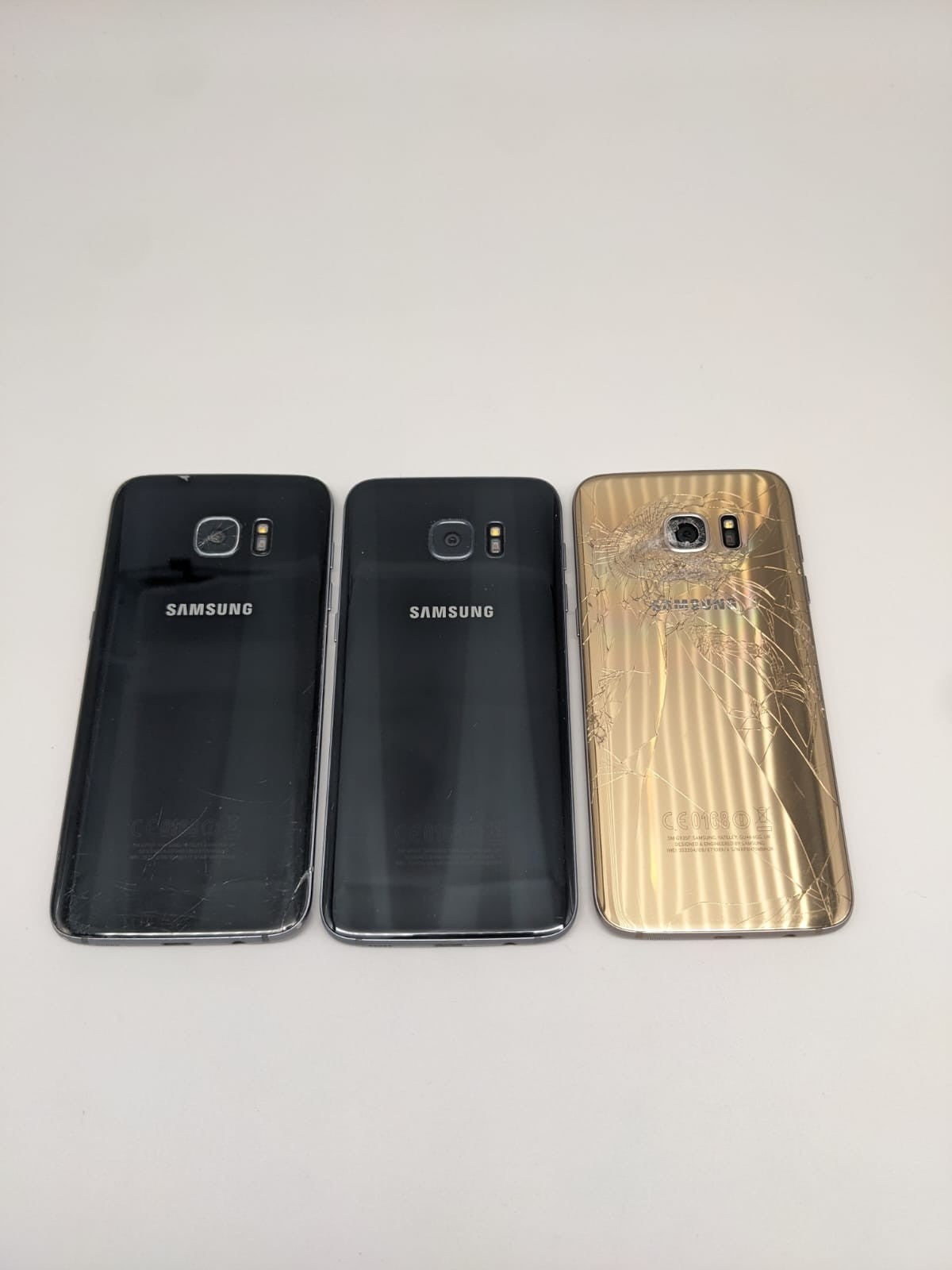 3x Samsung Galaxy S7 Edge SM-G935F Teilespender Ersatzteile | DEFEKT