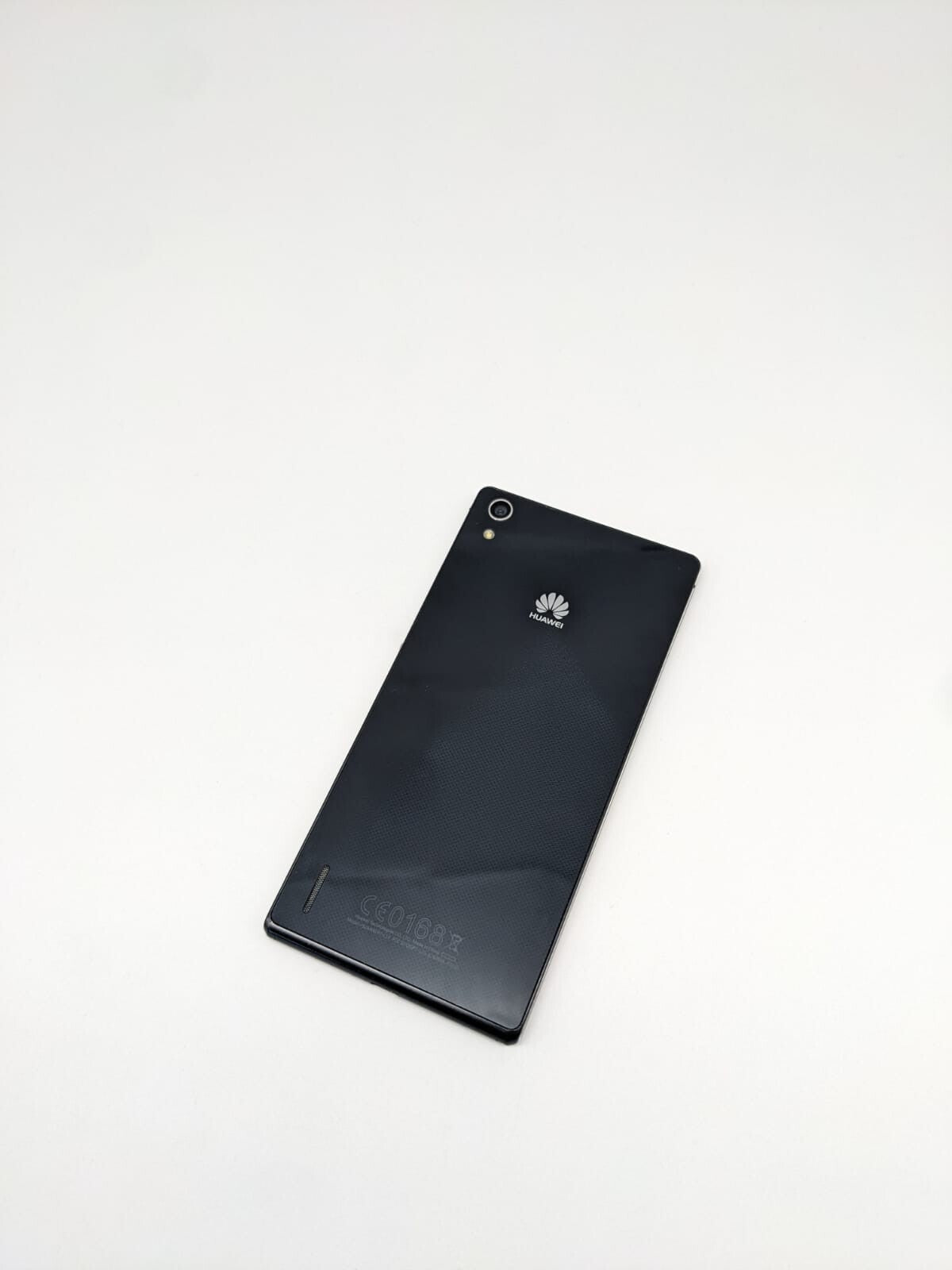 Huawei Ascend P7 Schwarz Teilespender Ersatzteile | DEFEKT