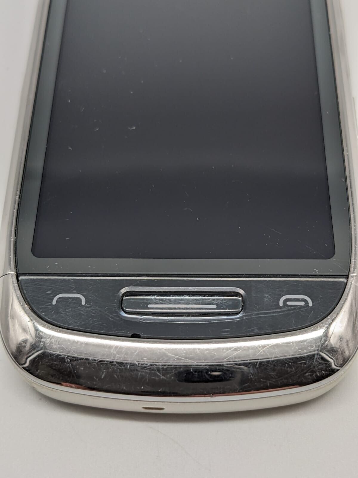 Nokia C7-00 RM-675 8GB Frosty Metal | SIMSLOT DEFEKT.
