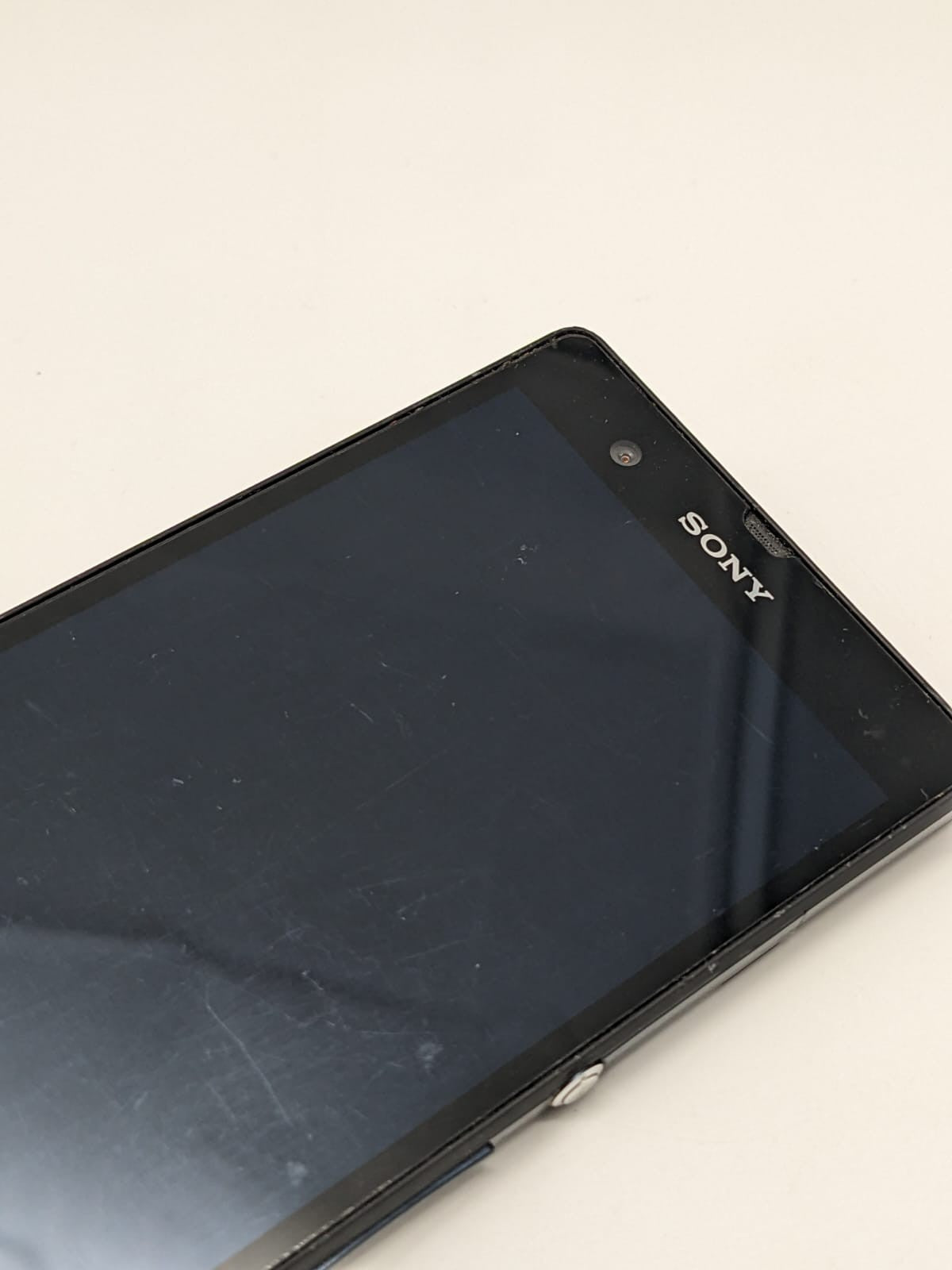 Sony Xperia Z Smartphone C6603 Schwarz | SIMSLOT DEFEKT