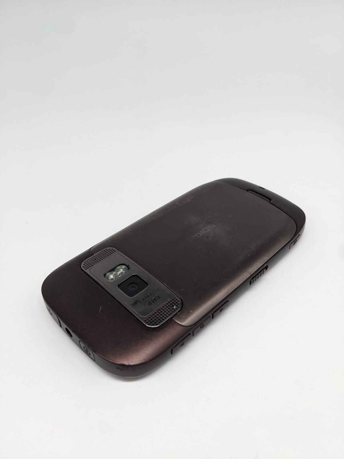 Nokia C7-00 Braun Smartphone | OHNE AKKU | OHNE SIMLOCK