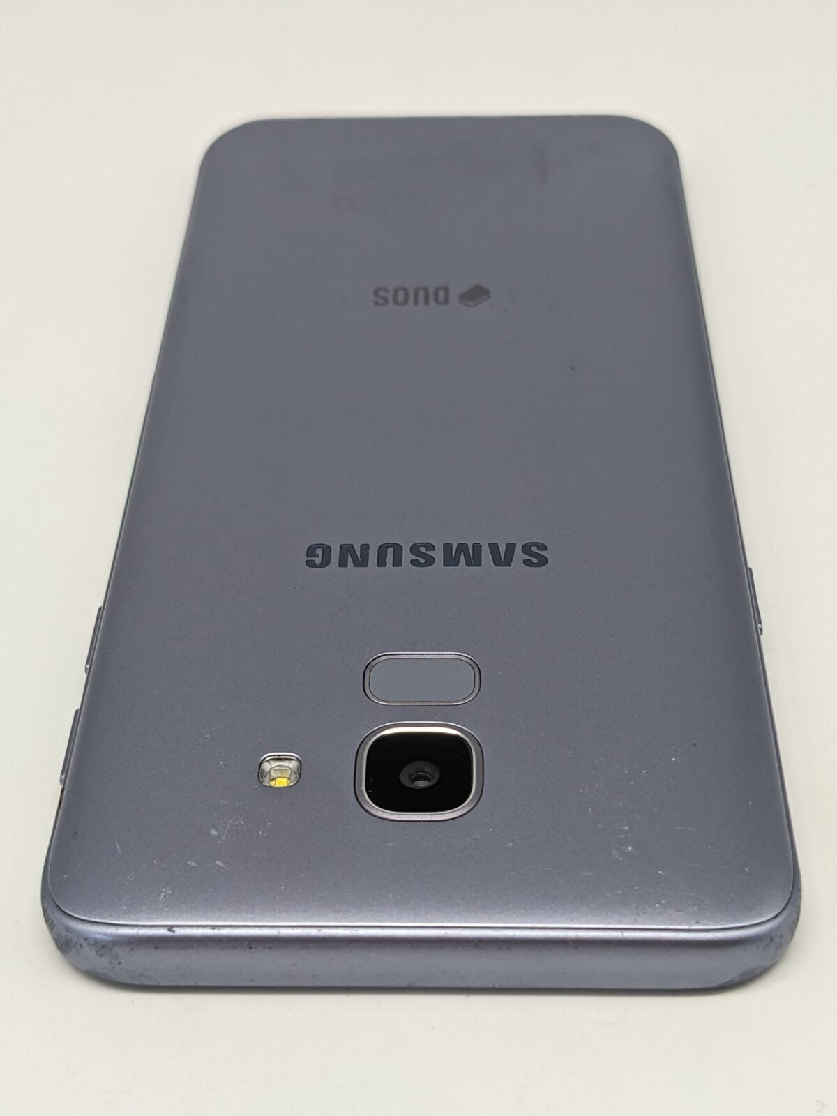 Samsung Galaxy J6 Duos SM-J600FN/DS 32 GB Schwarz Silber | OHNE SIMLOCK