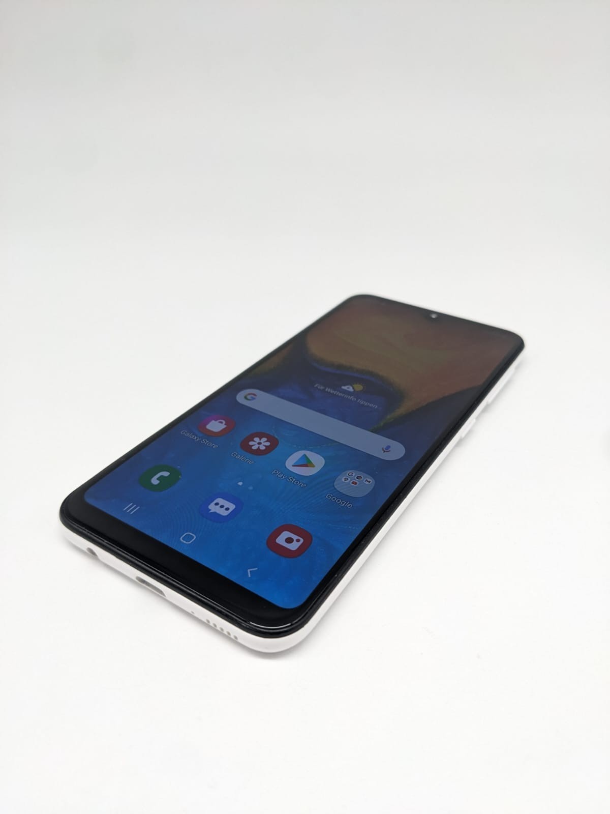 Samsung Galaxy A20e 32GB Weiß | BATT. SCHWACH | OHNE SIMLOCK | TOP DISPLAY