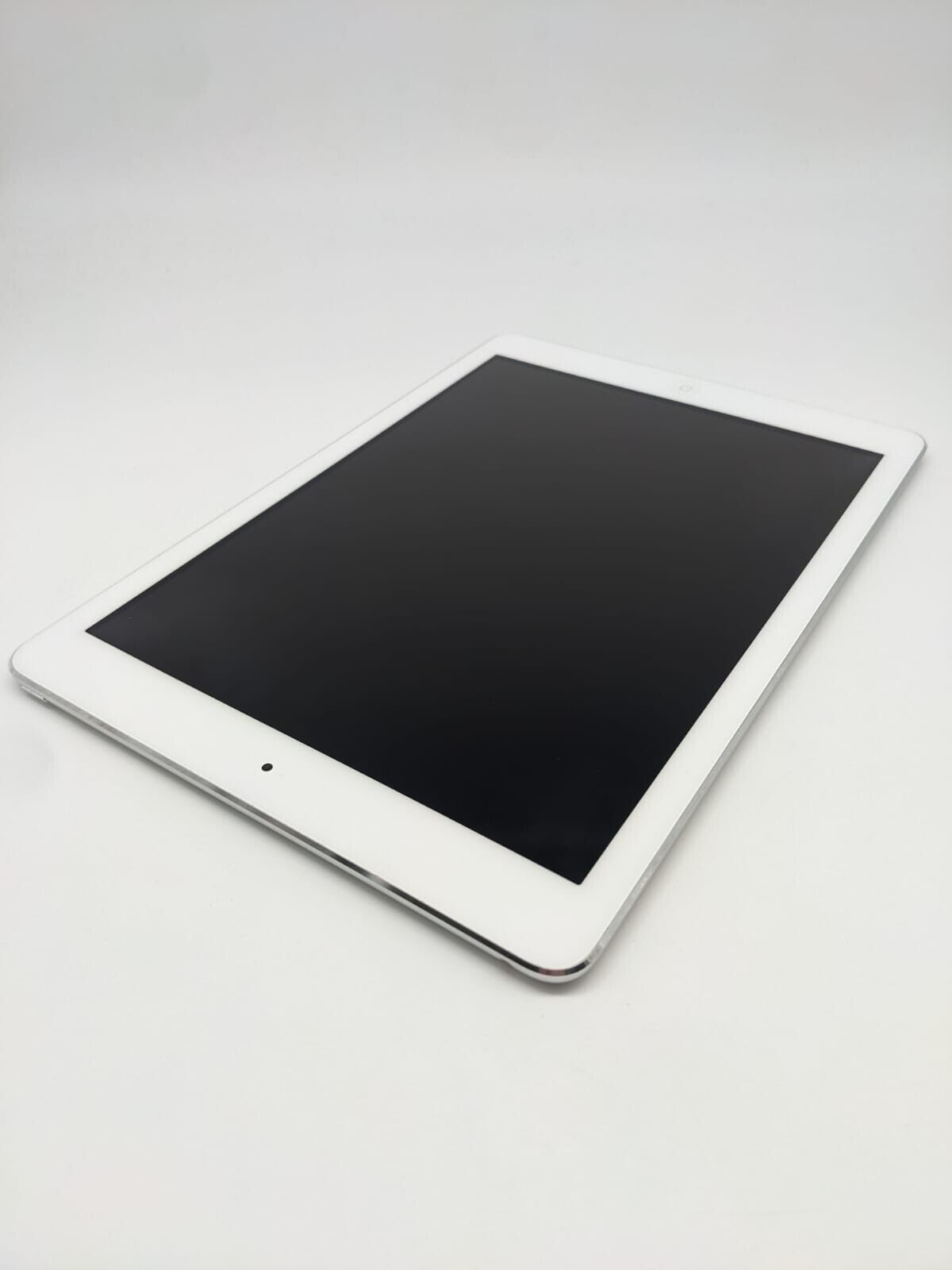 Apple iPad Air A1474 Weiß Teilespender | LÄDT/STARTET NICHT