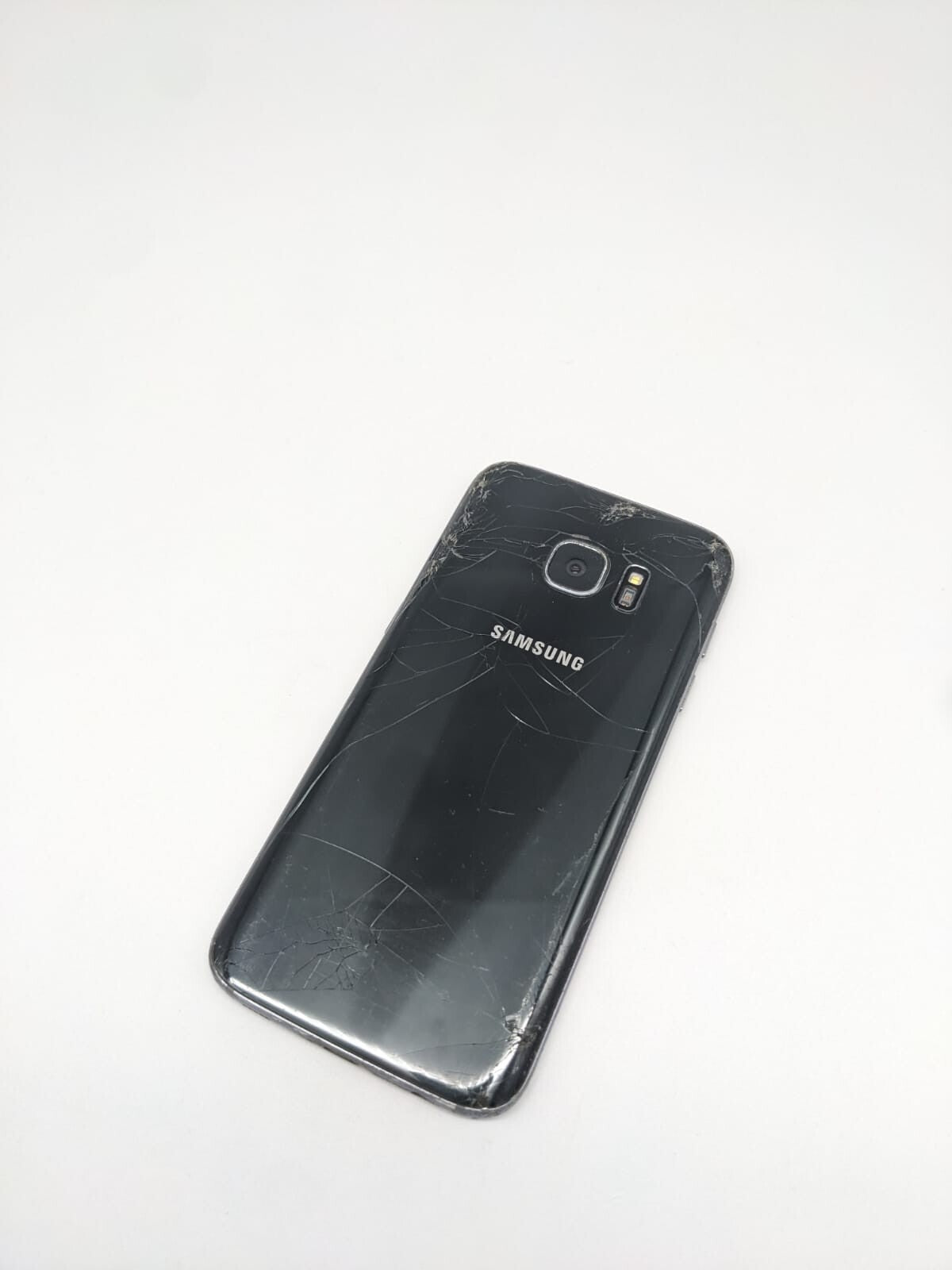 Samsung Galaxy S7 32GB Schwarz Smartphone SM-G930F | DISPLAYRISSE | OHNE SIMLOCK