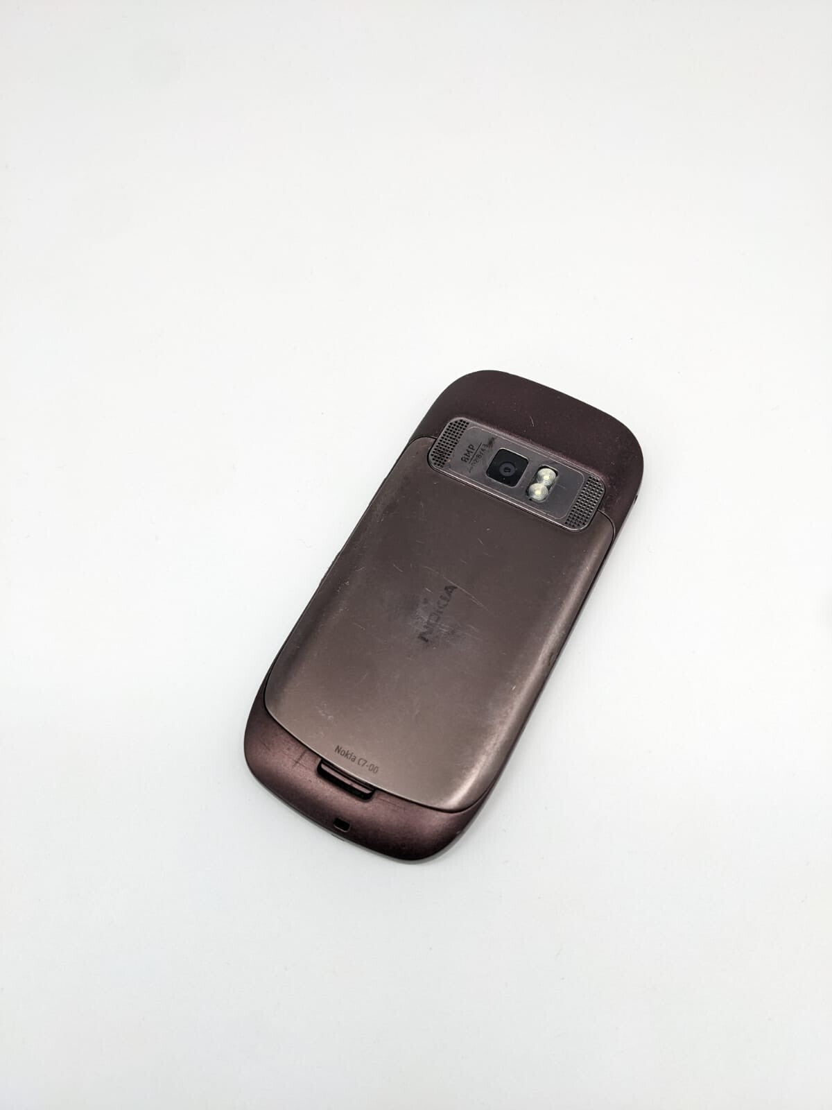 Nokia C7-00 Braun Smartphone | OHNE AKKU | OHNE SIMLOCK
