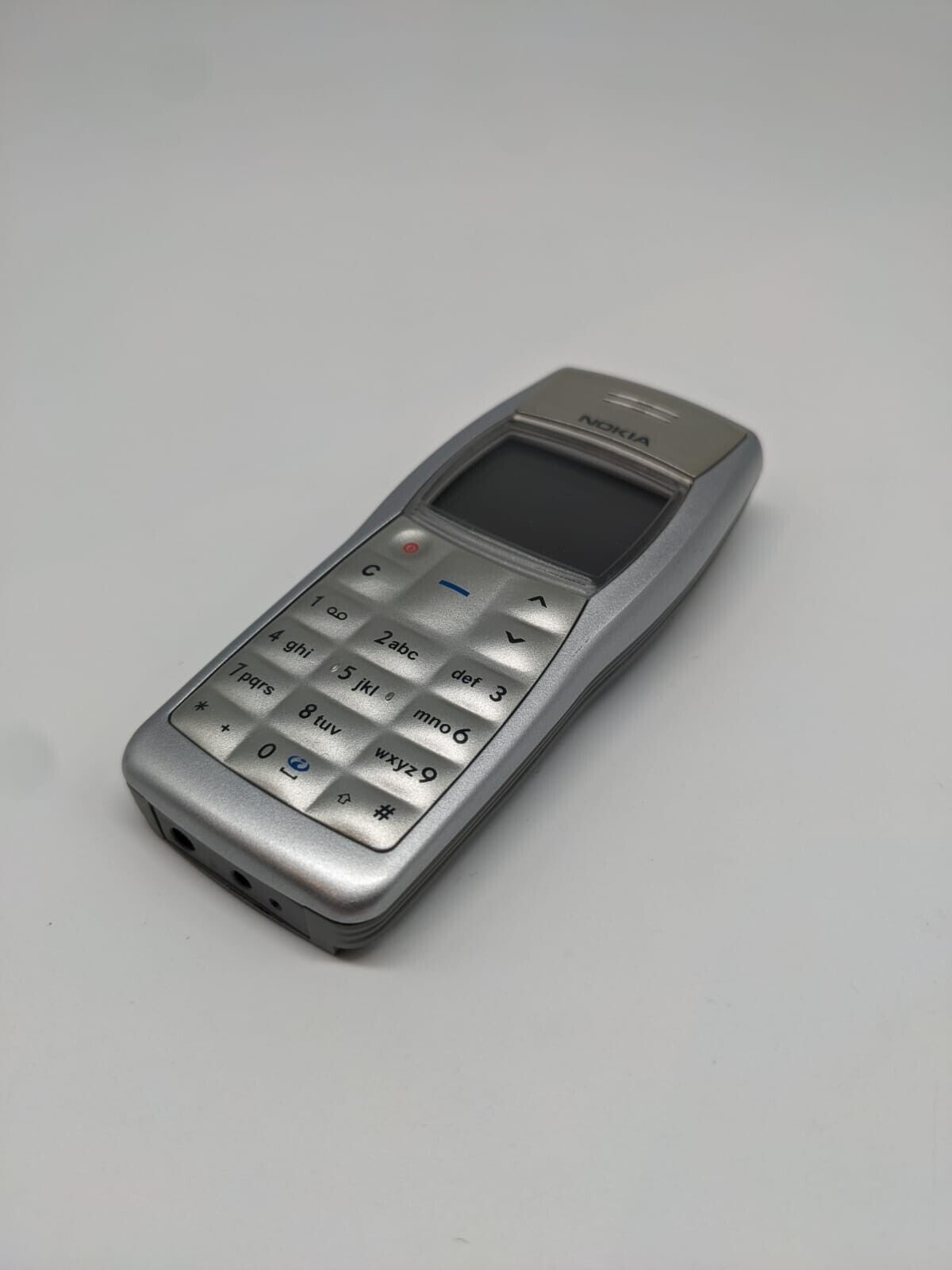 Nokia 1101 RH-76 Handy Silber Retro Vintage | OHNE AKKU | OHNE SIMLOCK