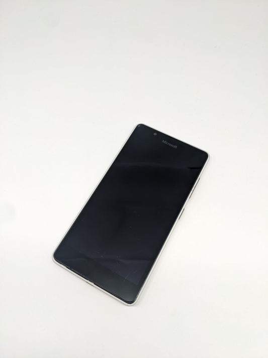 Microsoft Lumia 540 RM-1141 Weiß Teilespender | OHNE AKKU | UNGETESTET