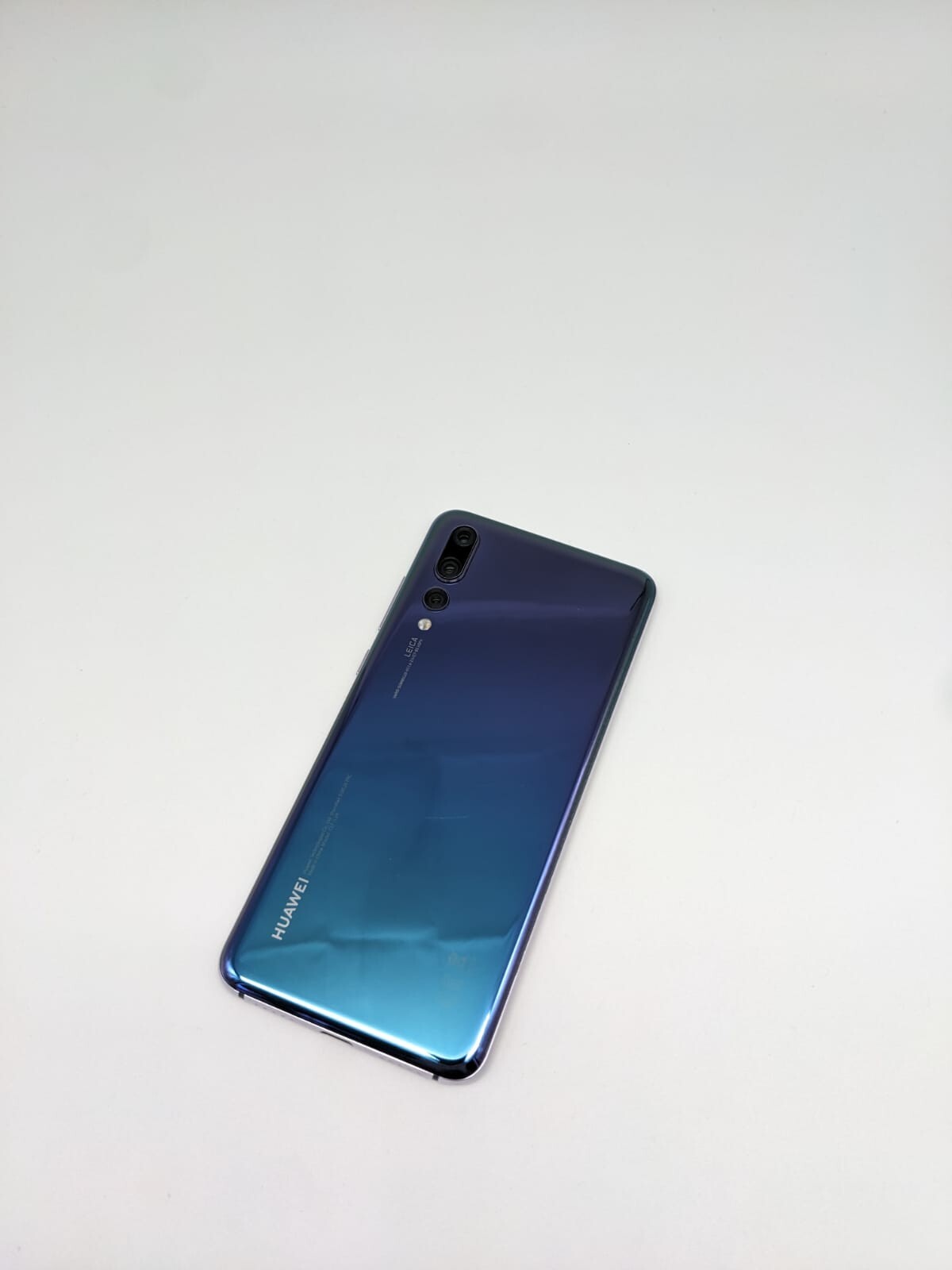 Huawei P20 Pro CLT-L29 Blau Teilespender Ersatzteile | DISPLAYSCHADEN