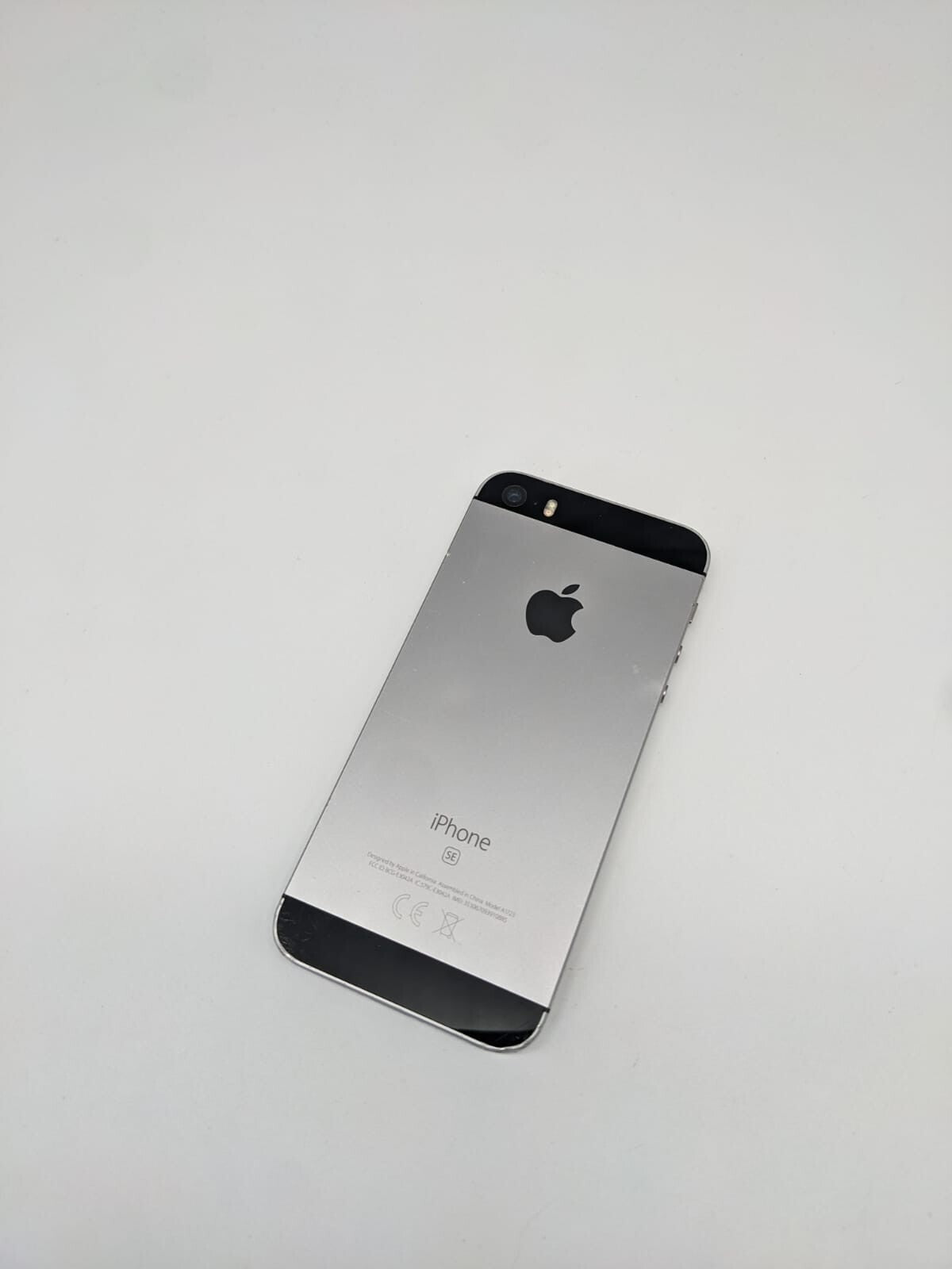 Apple iPhone SE A1723 Schwarz Teilespender Ersatzteile | LÄDT/STARTET NICHT