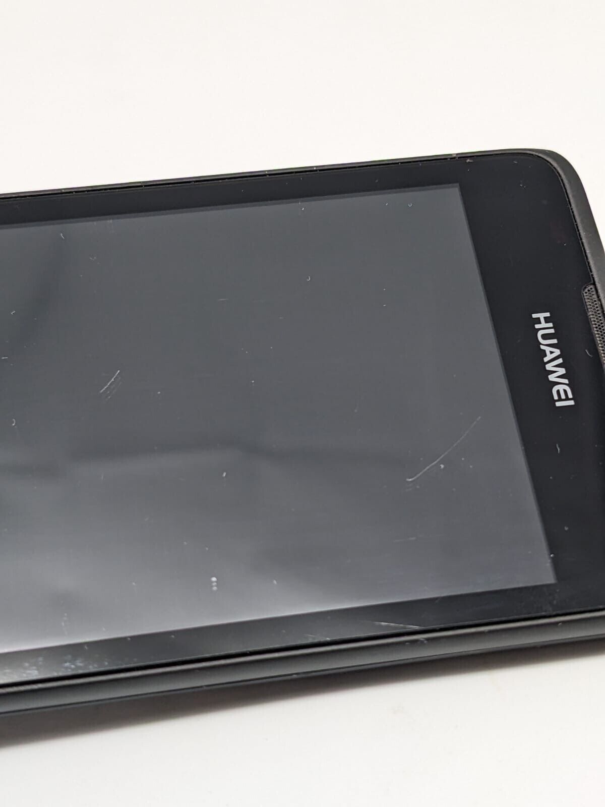 Huawei Ascend Y530 Schwarz Smartphone | LÄDT/STARTET NICHT