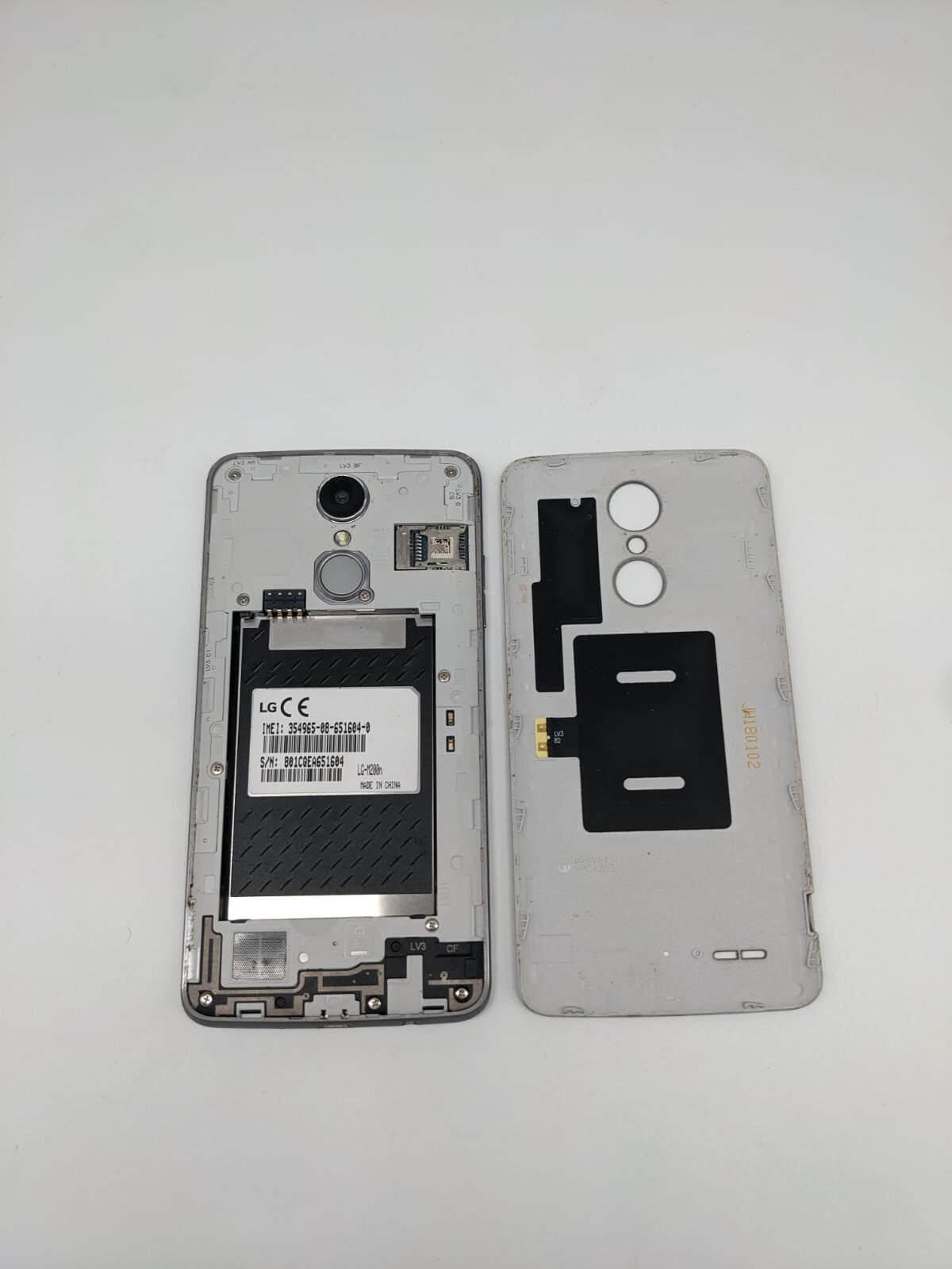 LG K8 2017 Grau LG-M200N Smartphone | OHNE AKKU | DISPLAYDEFEKT