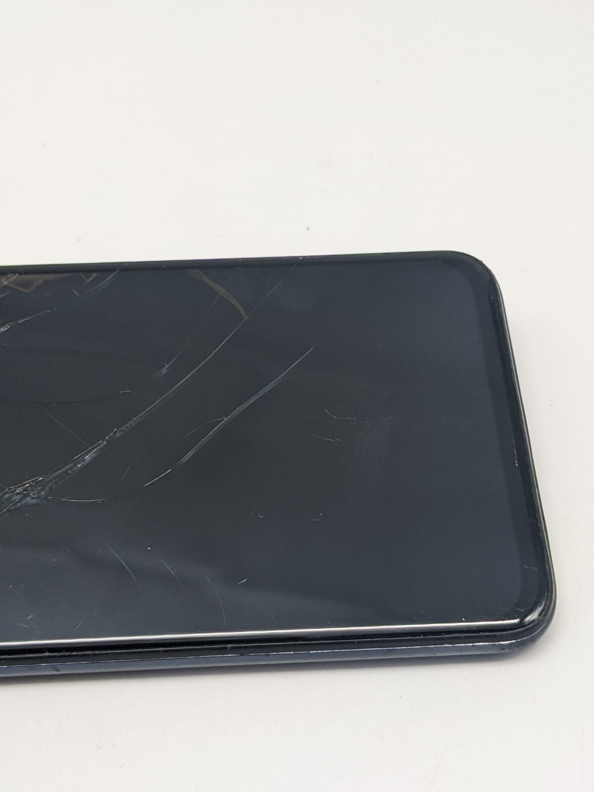 Samsung Galaxy A40 SM-A405FN/DS Smartphone | LÄDT/STARTET NICHT