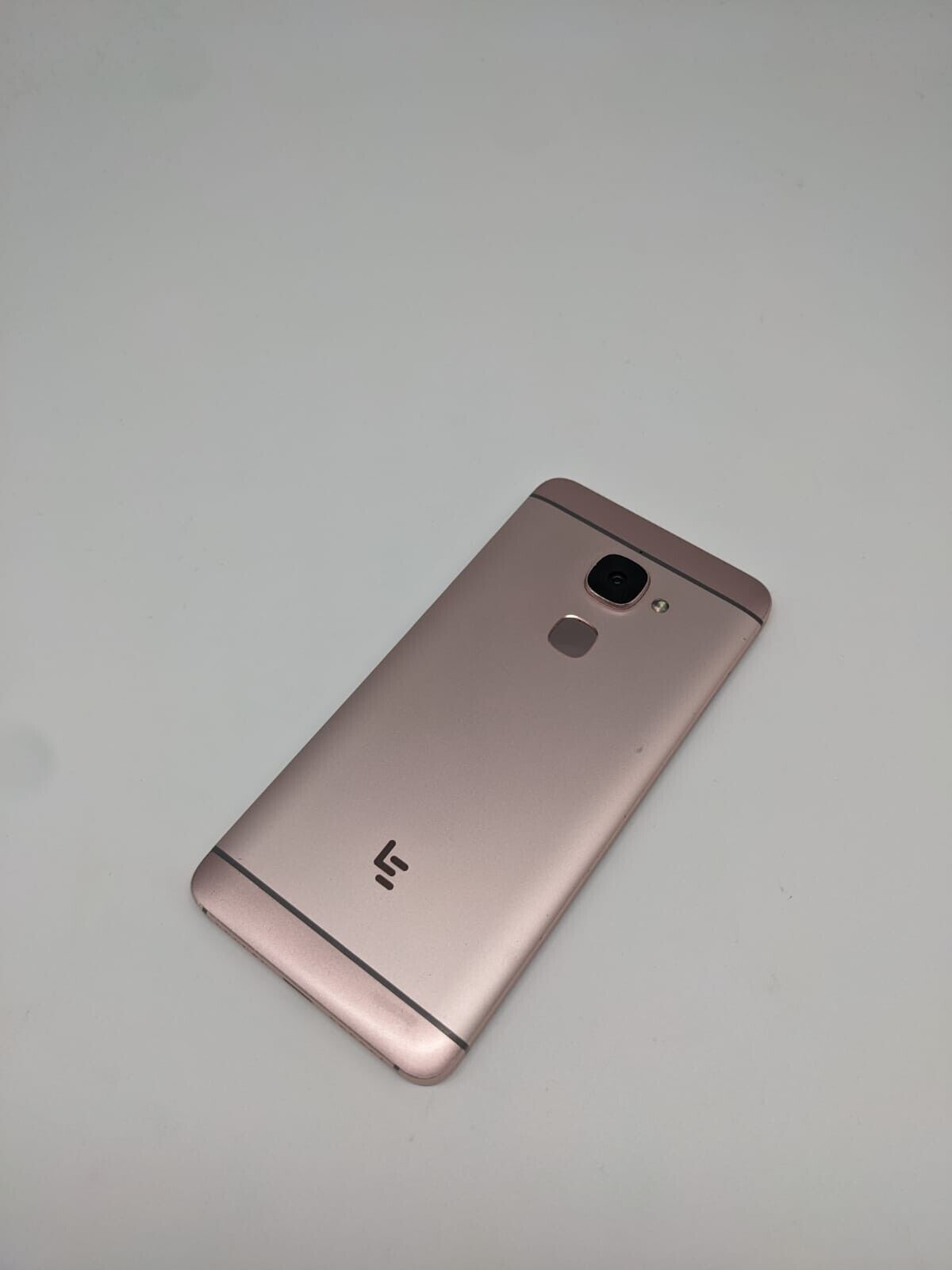 LeEco Le Max 2 Smartphone Rose | STARTET | DISPLAY DEFEKT